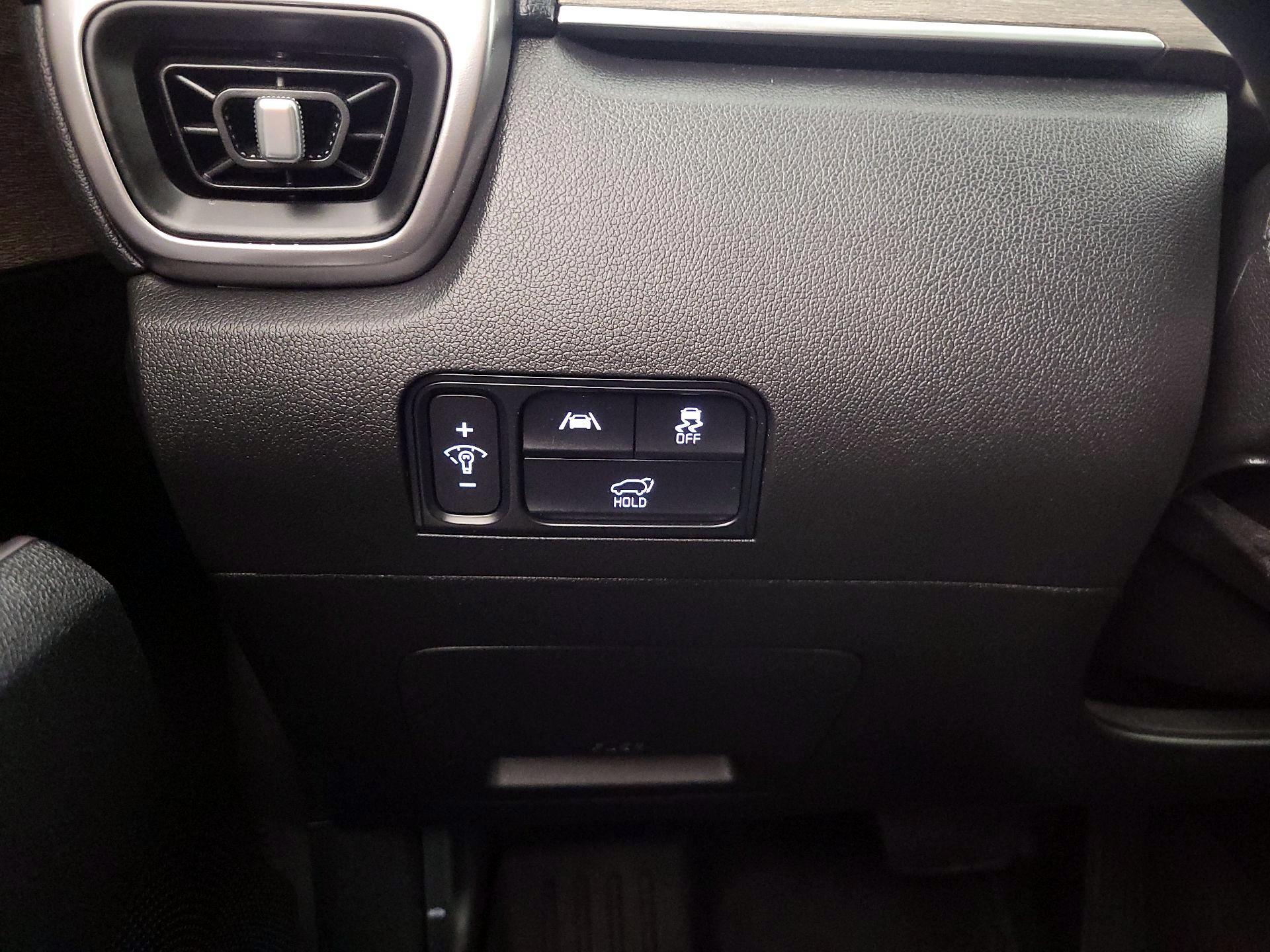 Thumbnail: 2022 Kia Sorento - 13