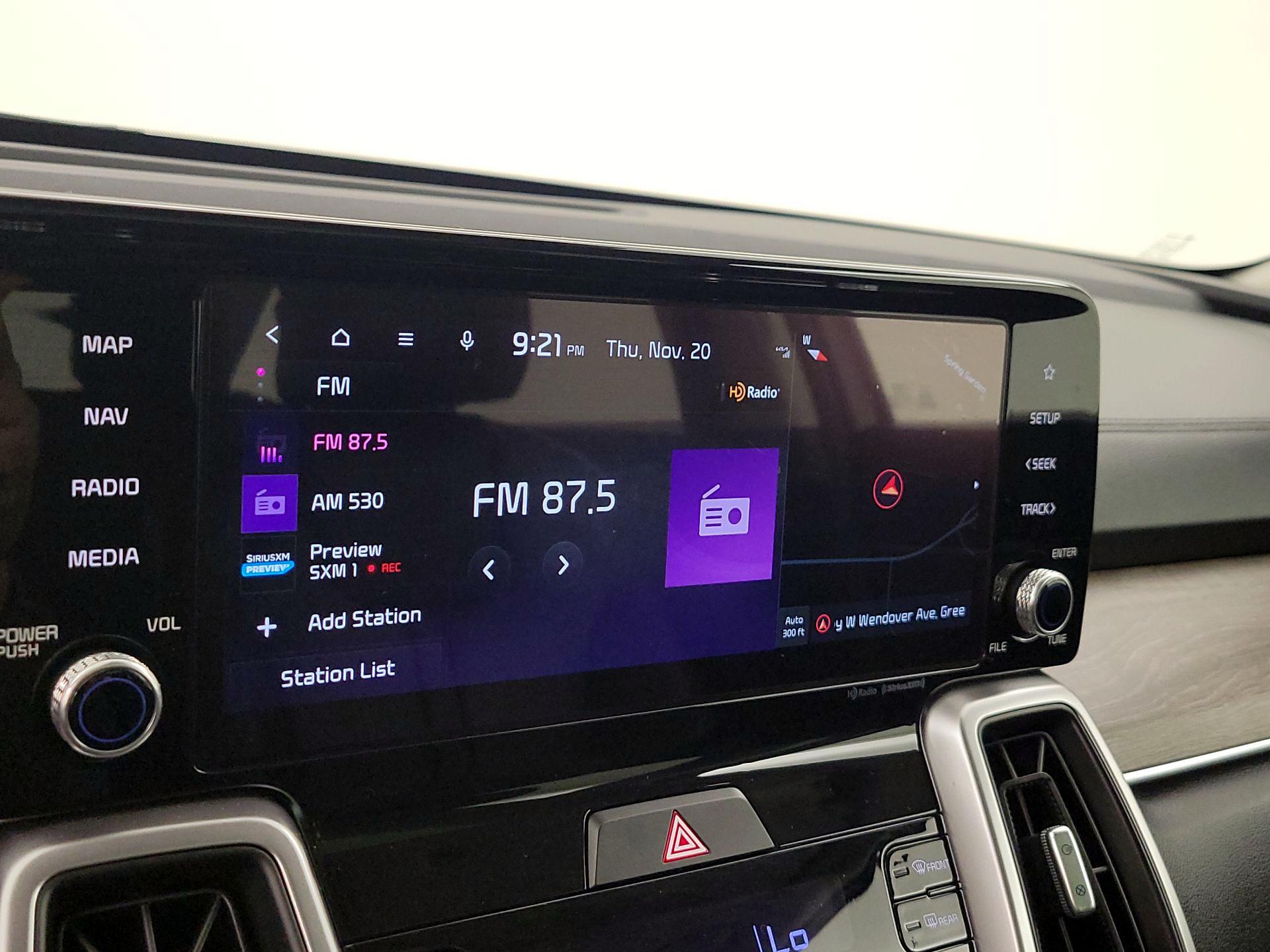 Thumbnail: 2022 Kia Sorento - 16