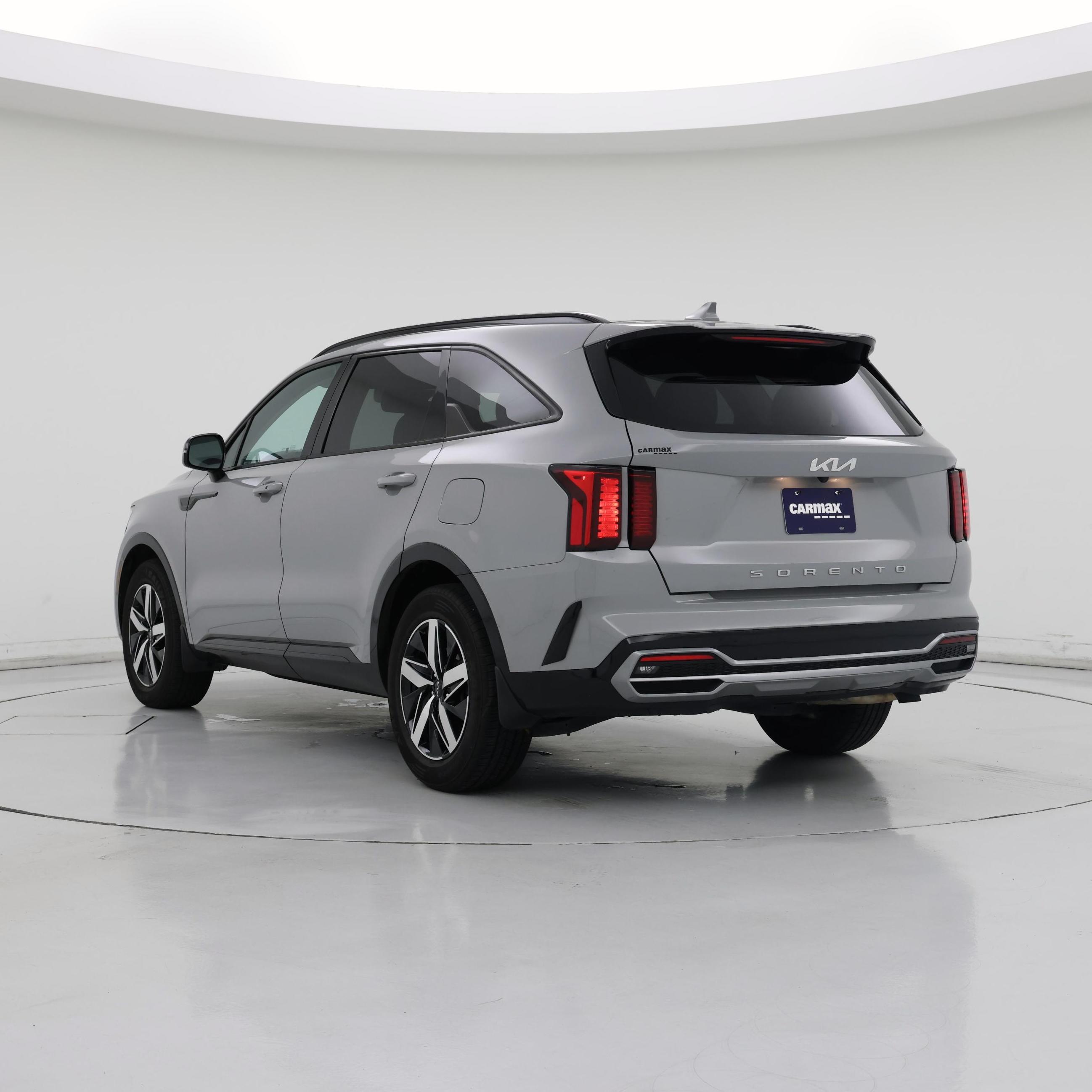 Thumbnail: 2022 Kia Sorento - 2