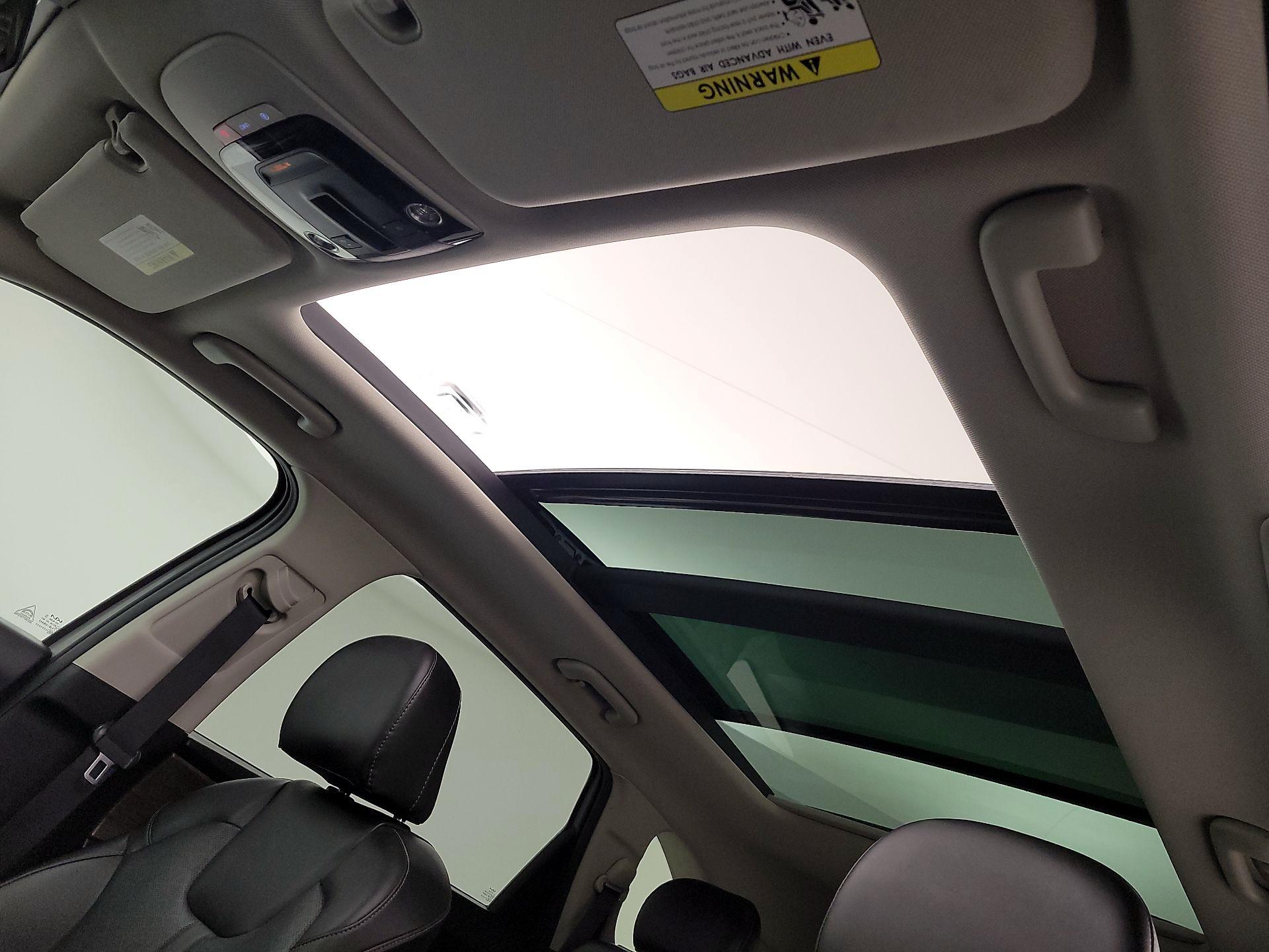 Thumbnail: 2022 Kia Sorento - 20