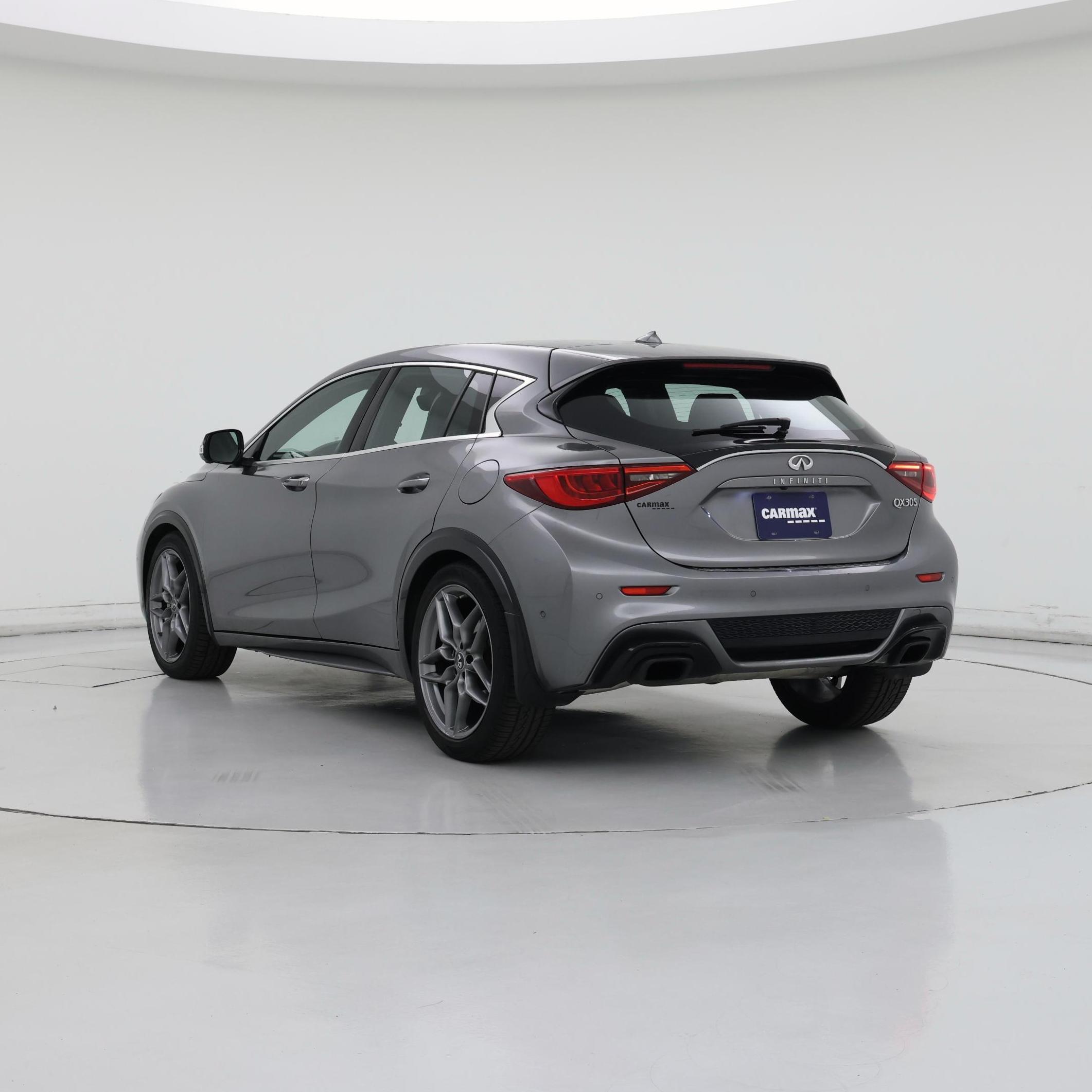 Thumbnail: 2018 INFINITI QX30 - 2