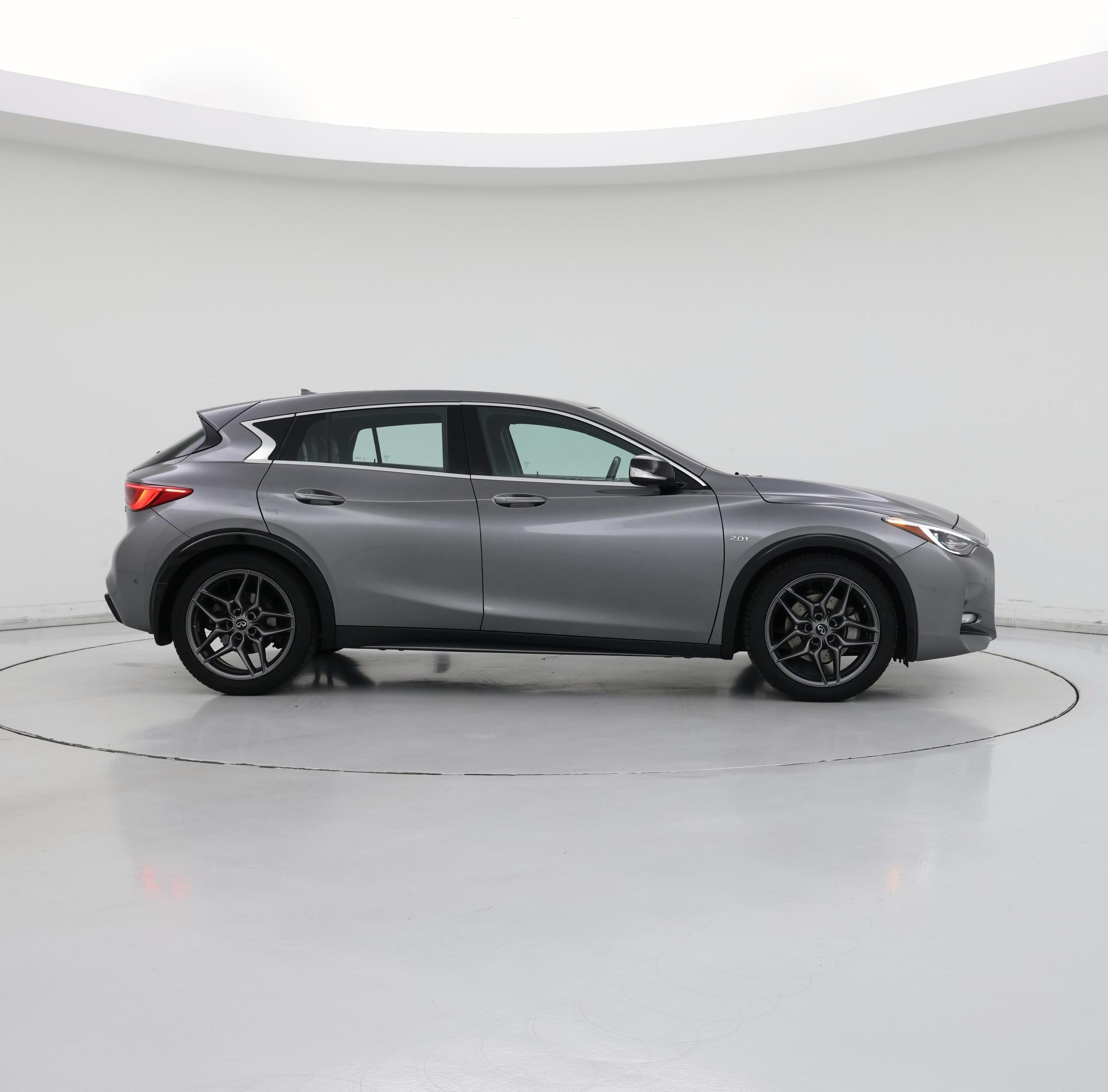 Thumbnail: 2018 INFINITI QX30 - 7