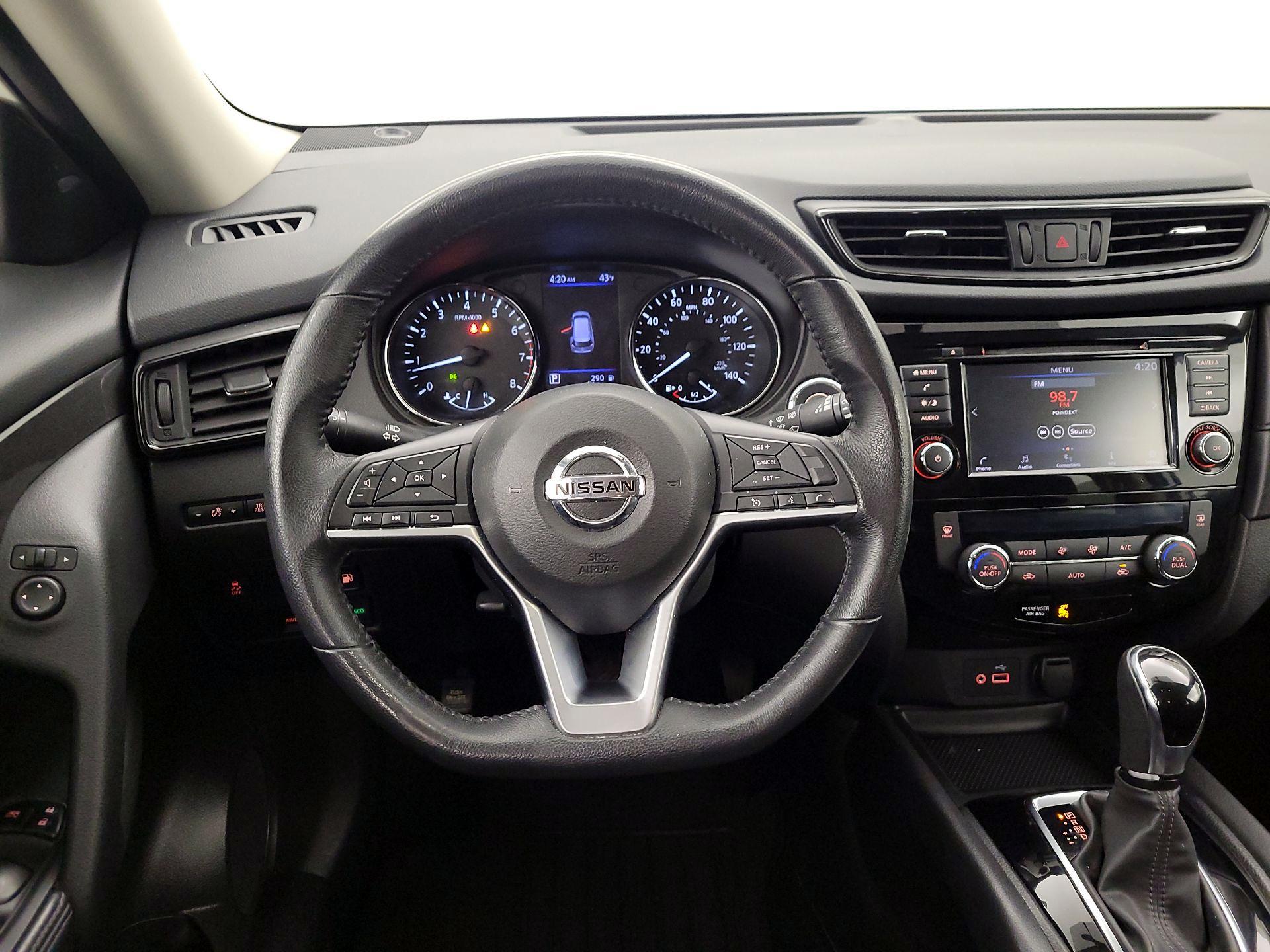 Thumbnail: 2018 Nissan Rogue - 10