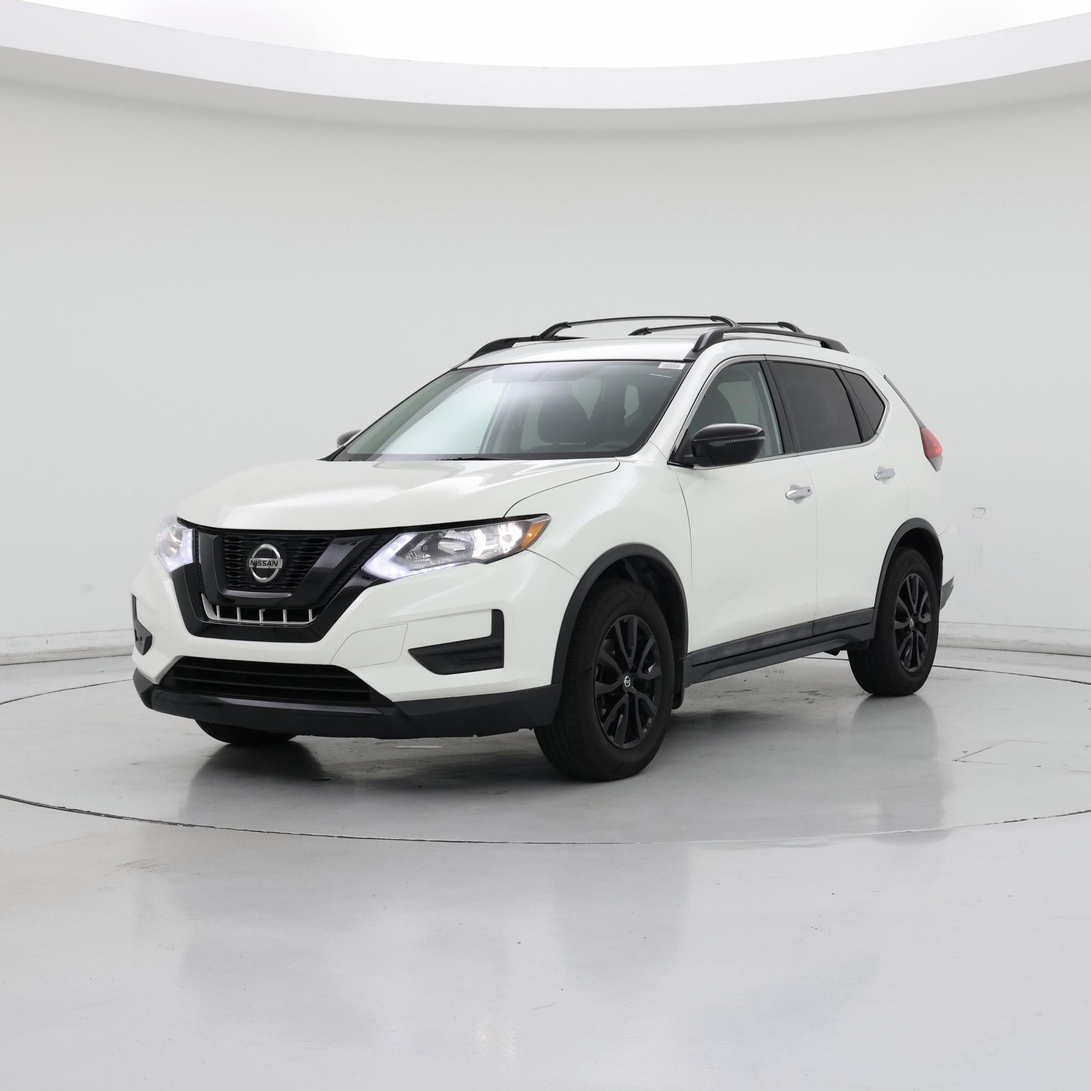 Thumbnail: 2018 Nissan Rogue - 4