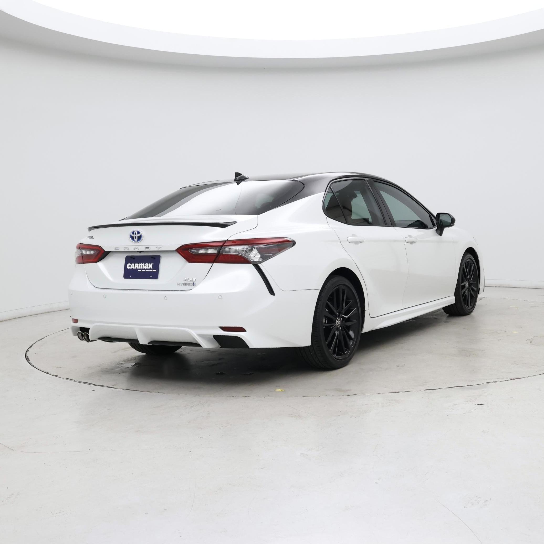 Thumbnail: 2022 Toyota Camry - 8