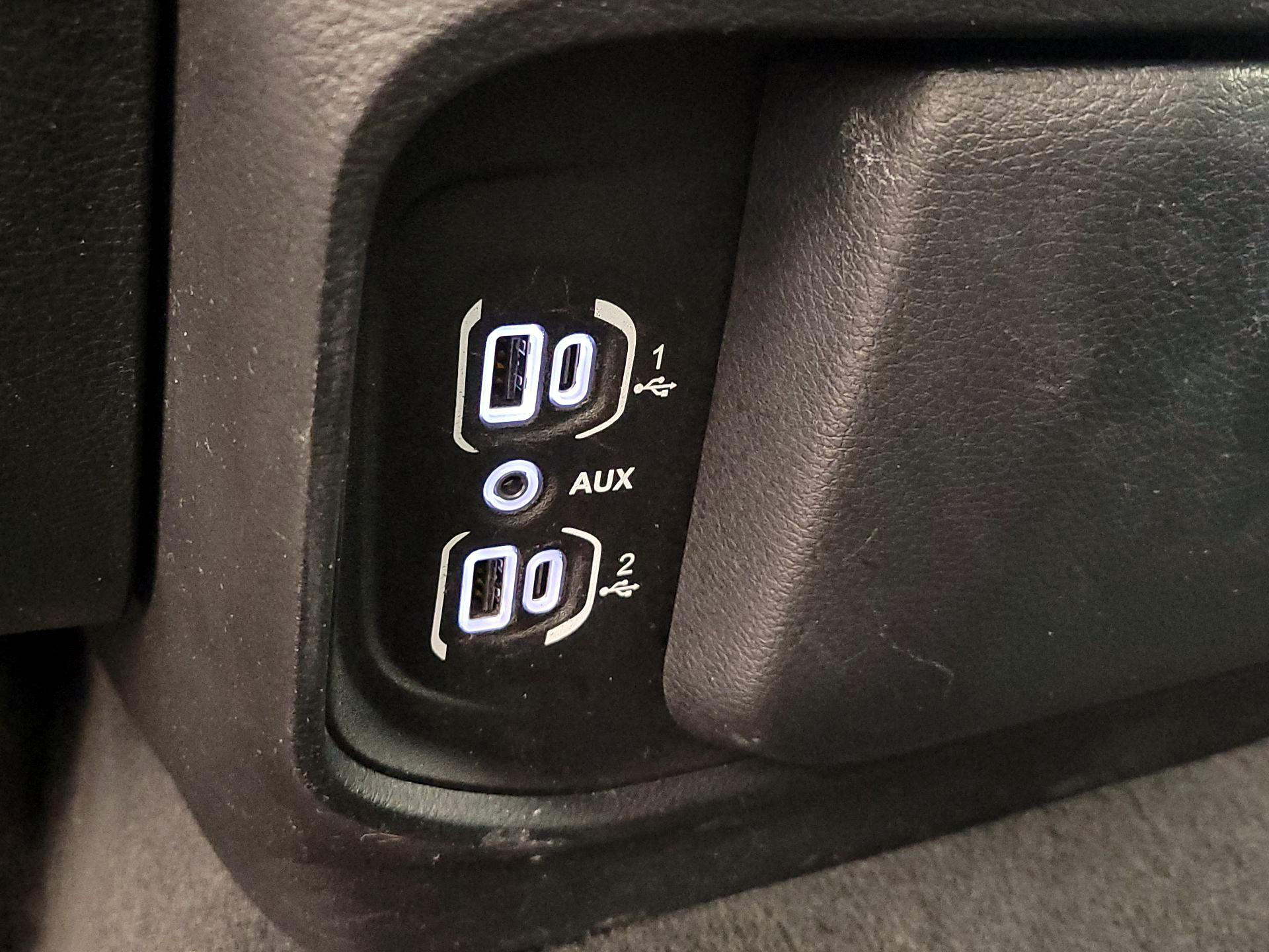 Thumbnail: 2023 RAM 1500 - 18