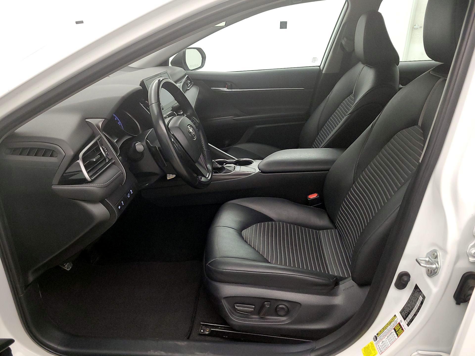 Thumbnail: 2023 Toyota Camry - 11