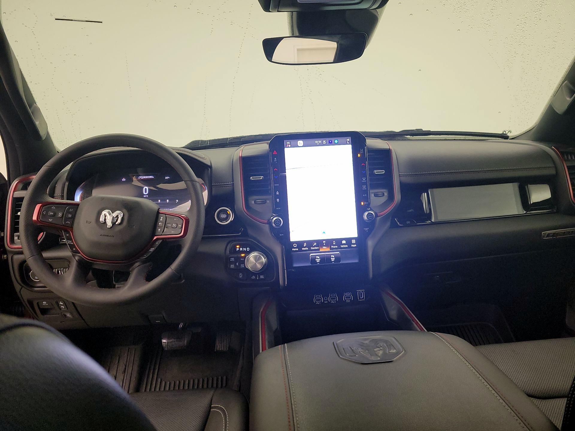 Thumbnail: 2025 RAM 1500 - 9