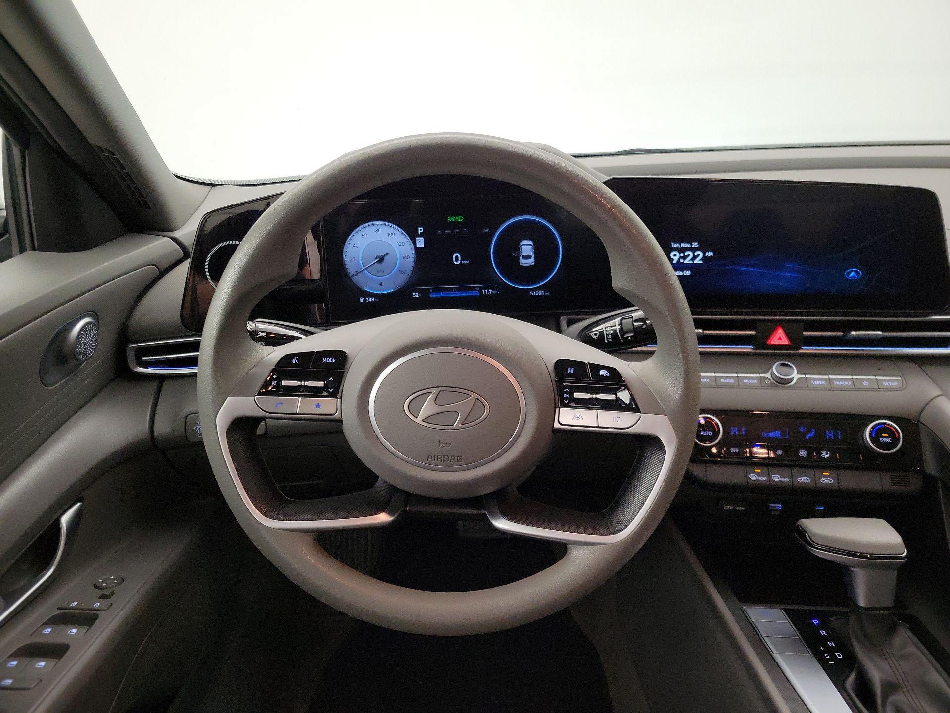 Thumbnail: 2024 Hyundai Elantra - 10