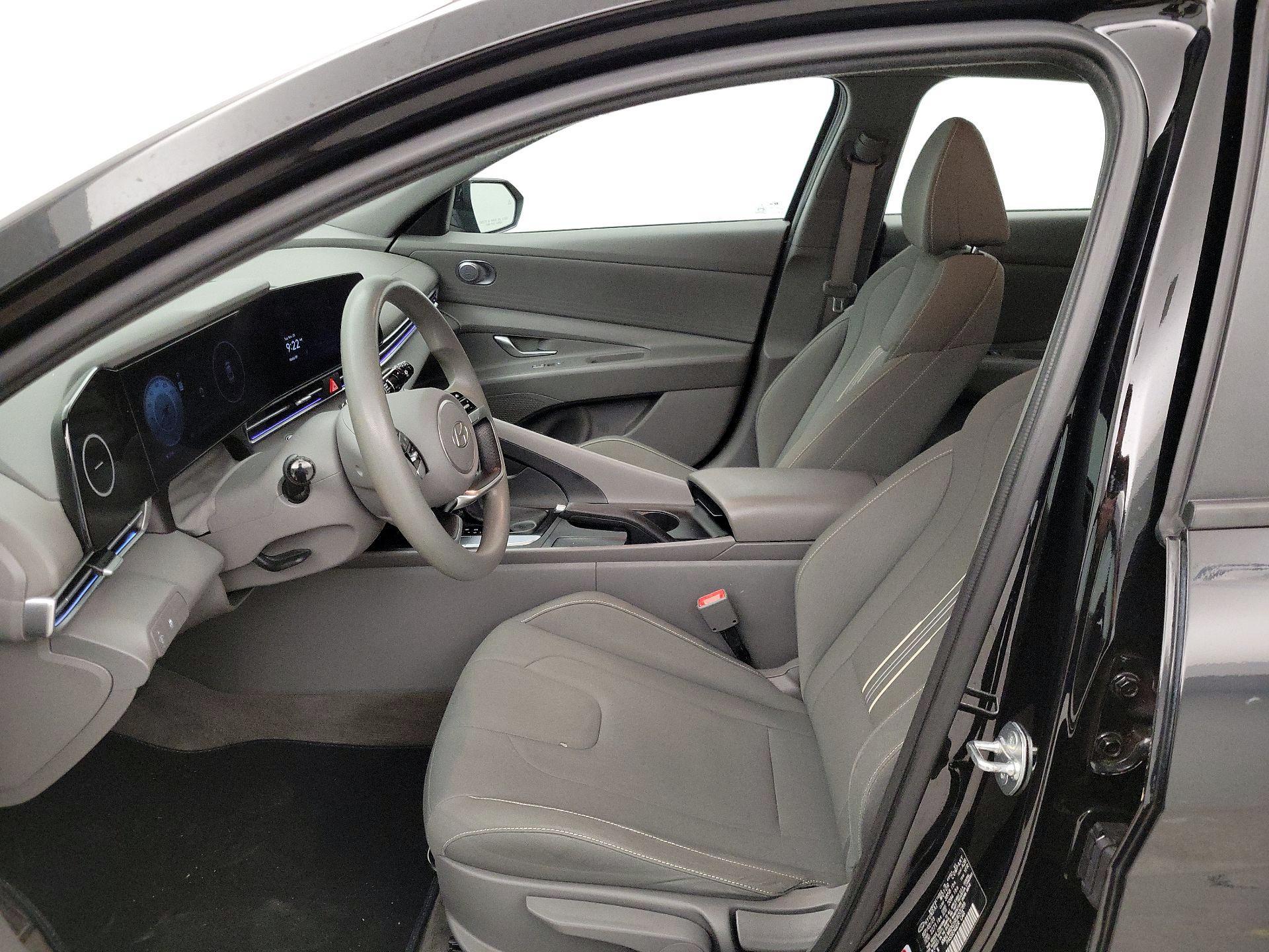 Thumbnail: 2024 Hyundai Elantra - 11