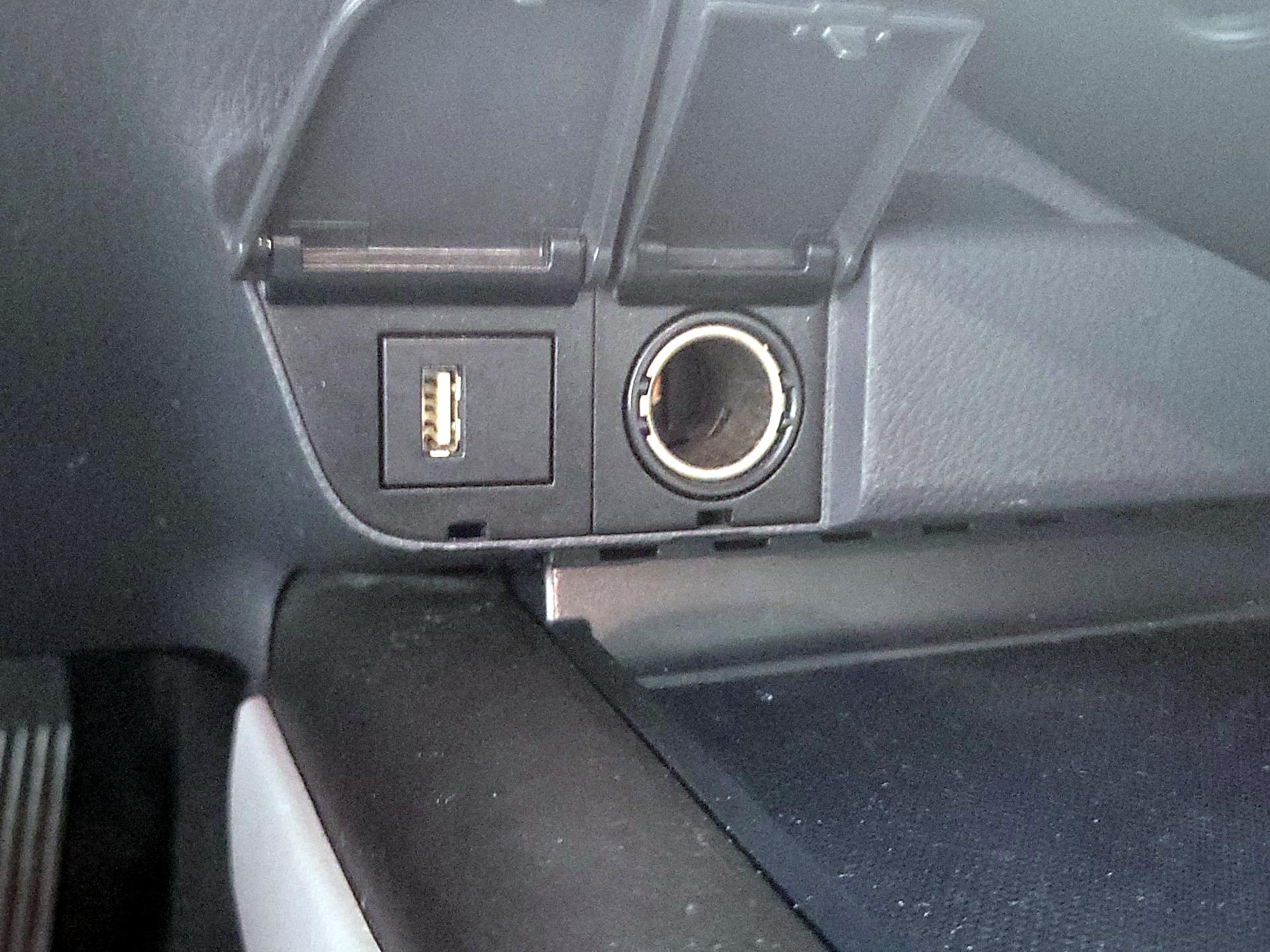 Thumbnail: 2024 Toyota Camry - 18