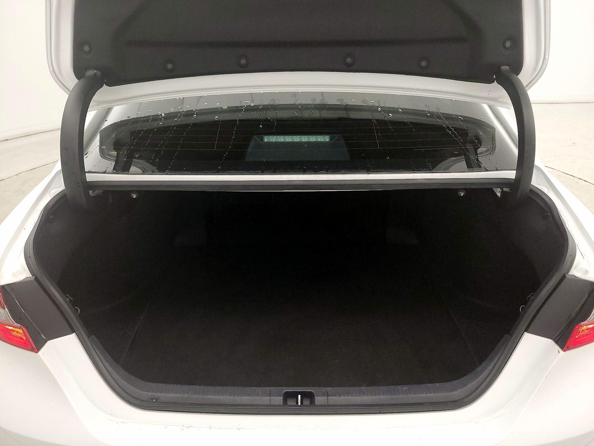 Thumbnail: 2024 Toyota Camry - 20