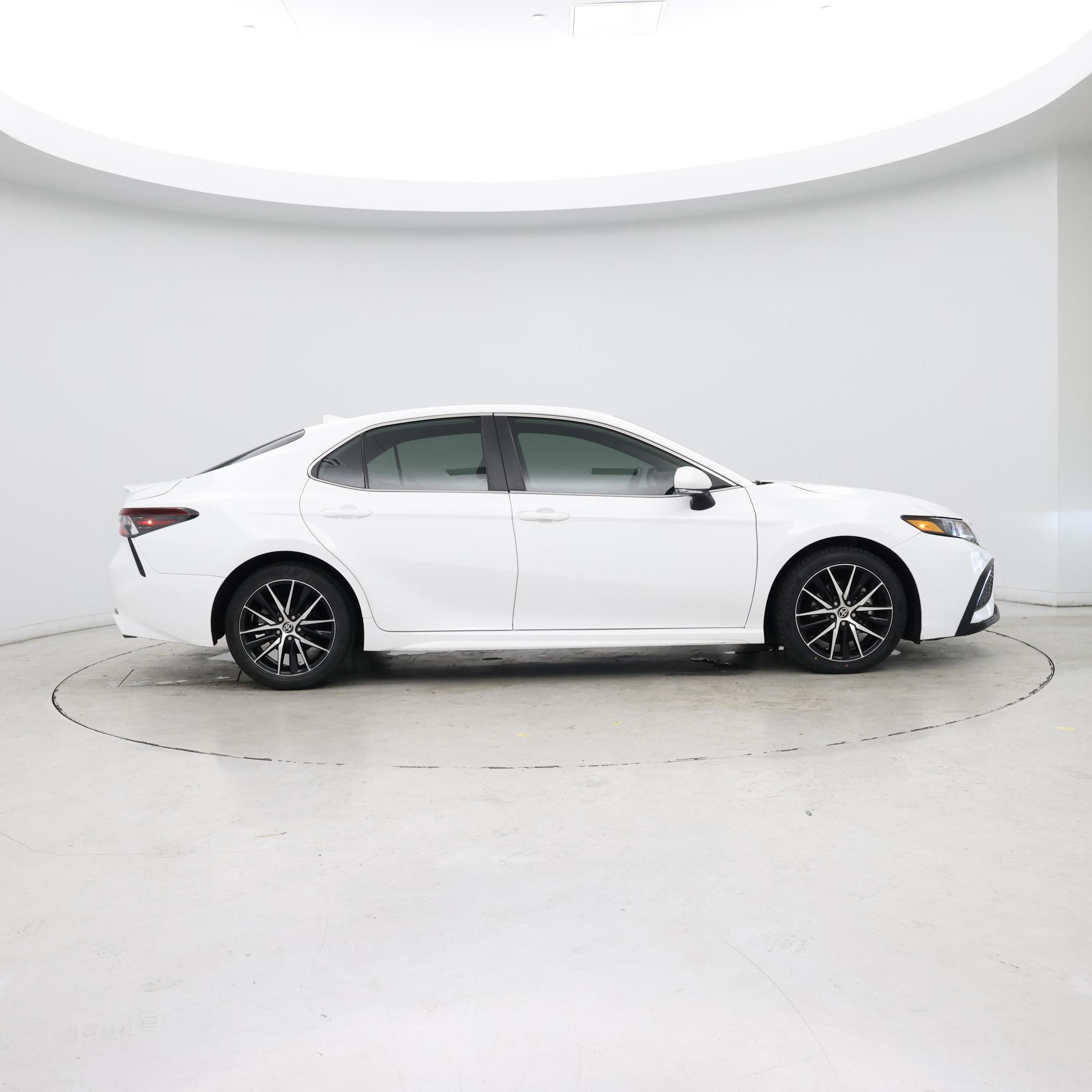 Thumbnail: 2024 Toyota Camry - 7