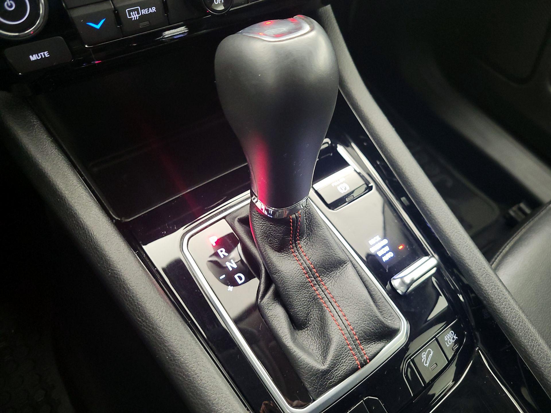 Thumbnail: 2022 Jeep Compass - 17