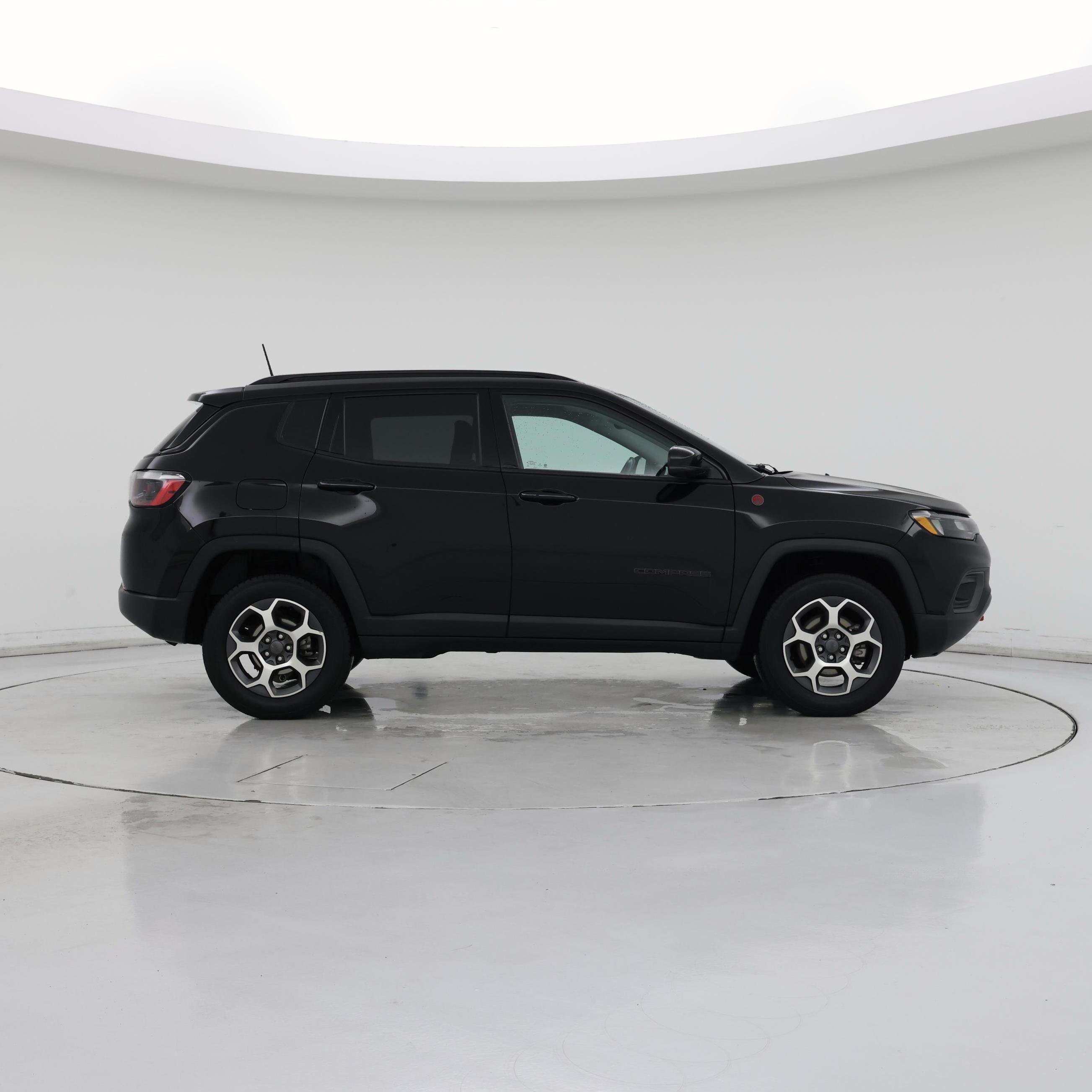 Thumbnail: 2022 Jeep Compass - 7