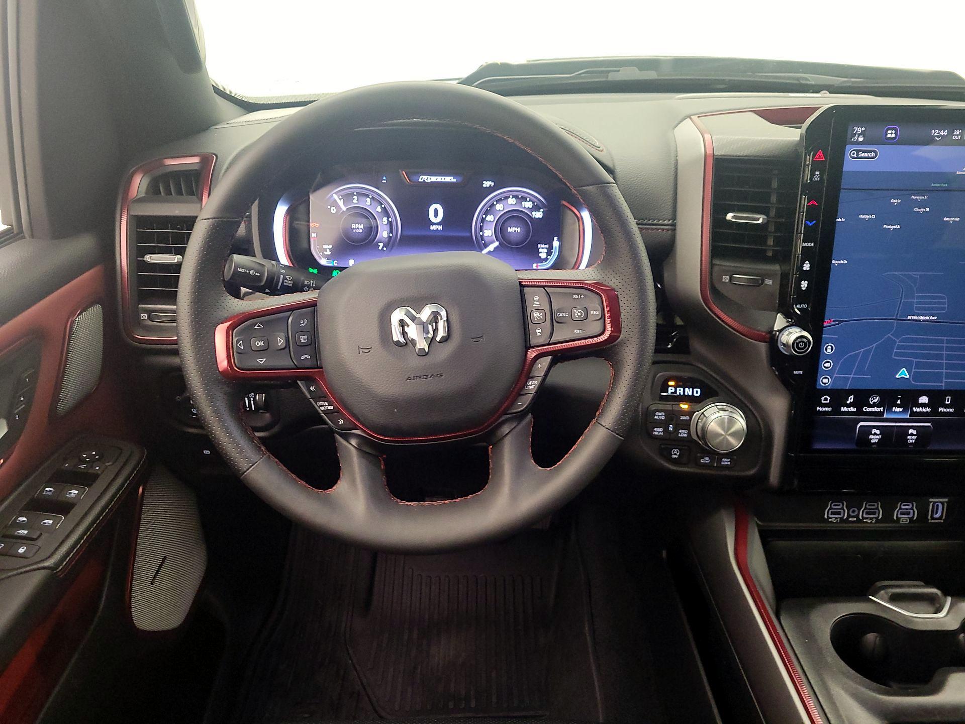 Thumbnail: 2025 RAM 1500 - 10