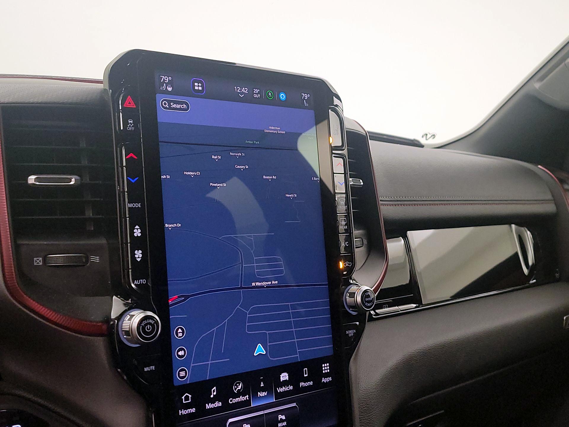 Thumbnail: 2025 RAM 1500 - 14