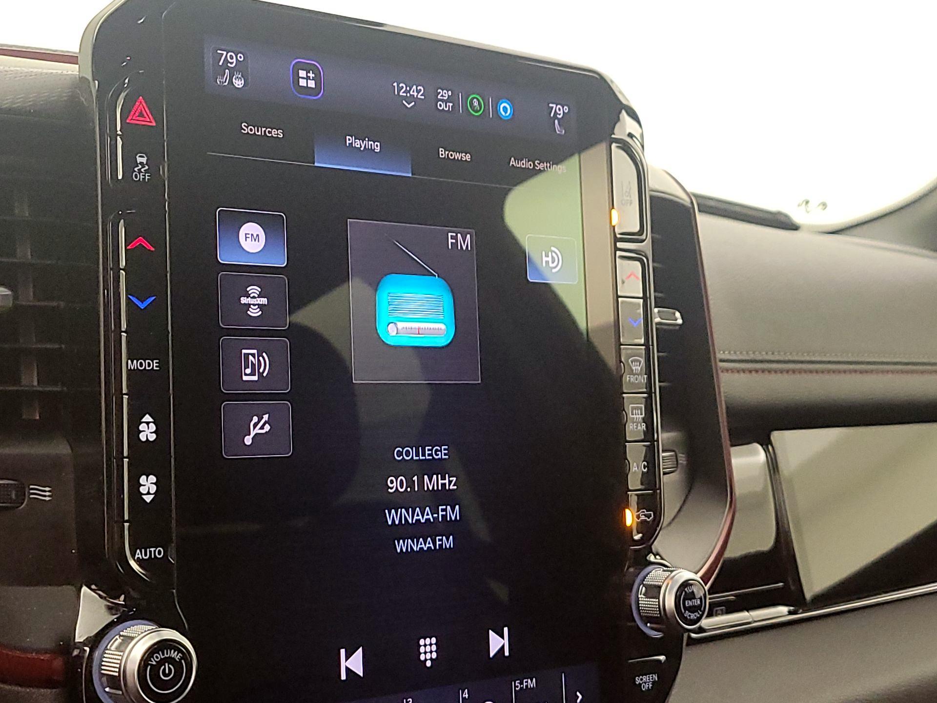 Thumbnail: 2025 RAM 1500 - 16