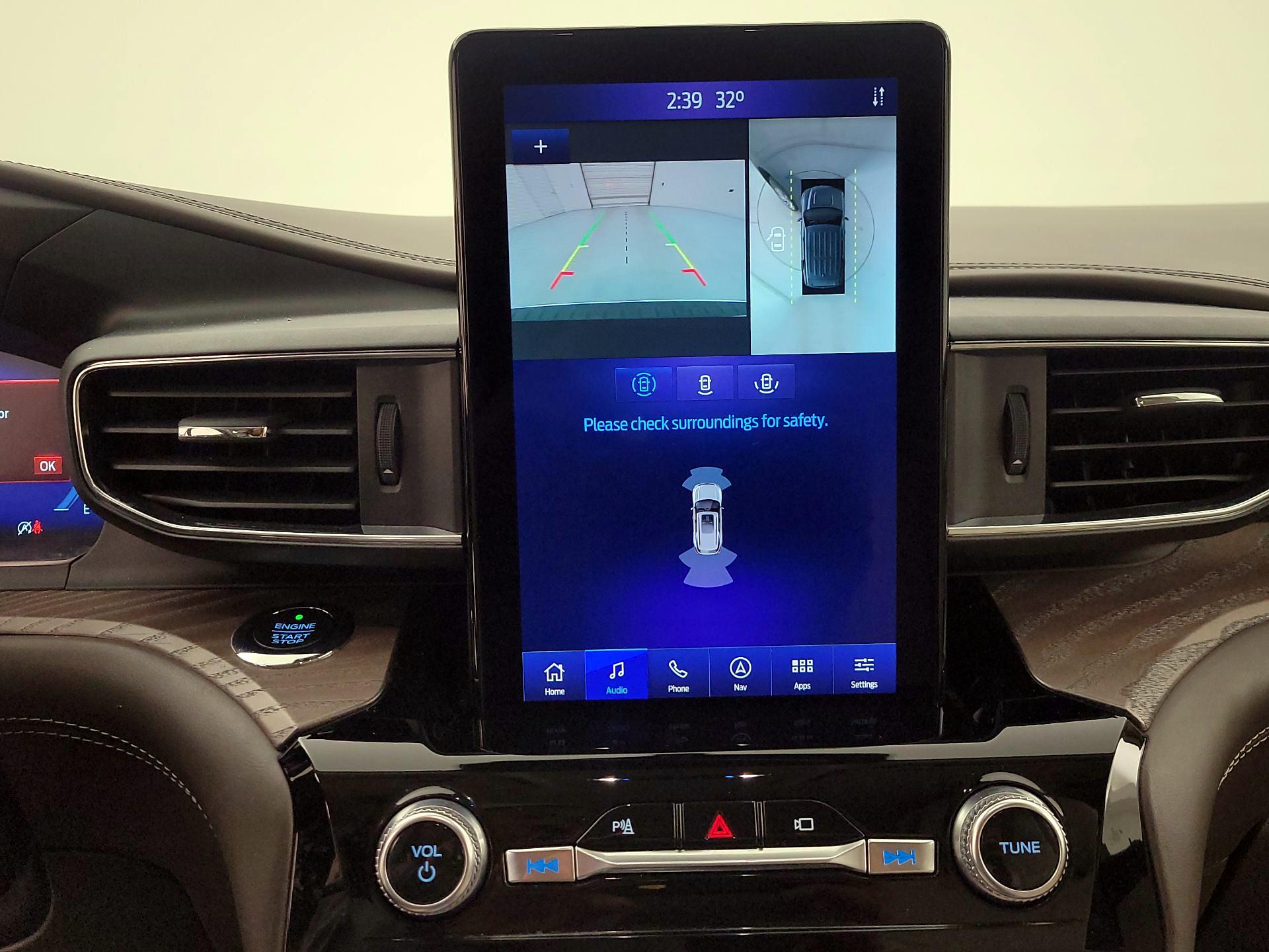 Thumbnail: 2021 Ford Explorer - 15