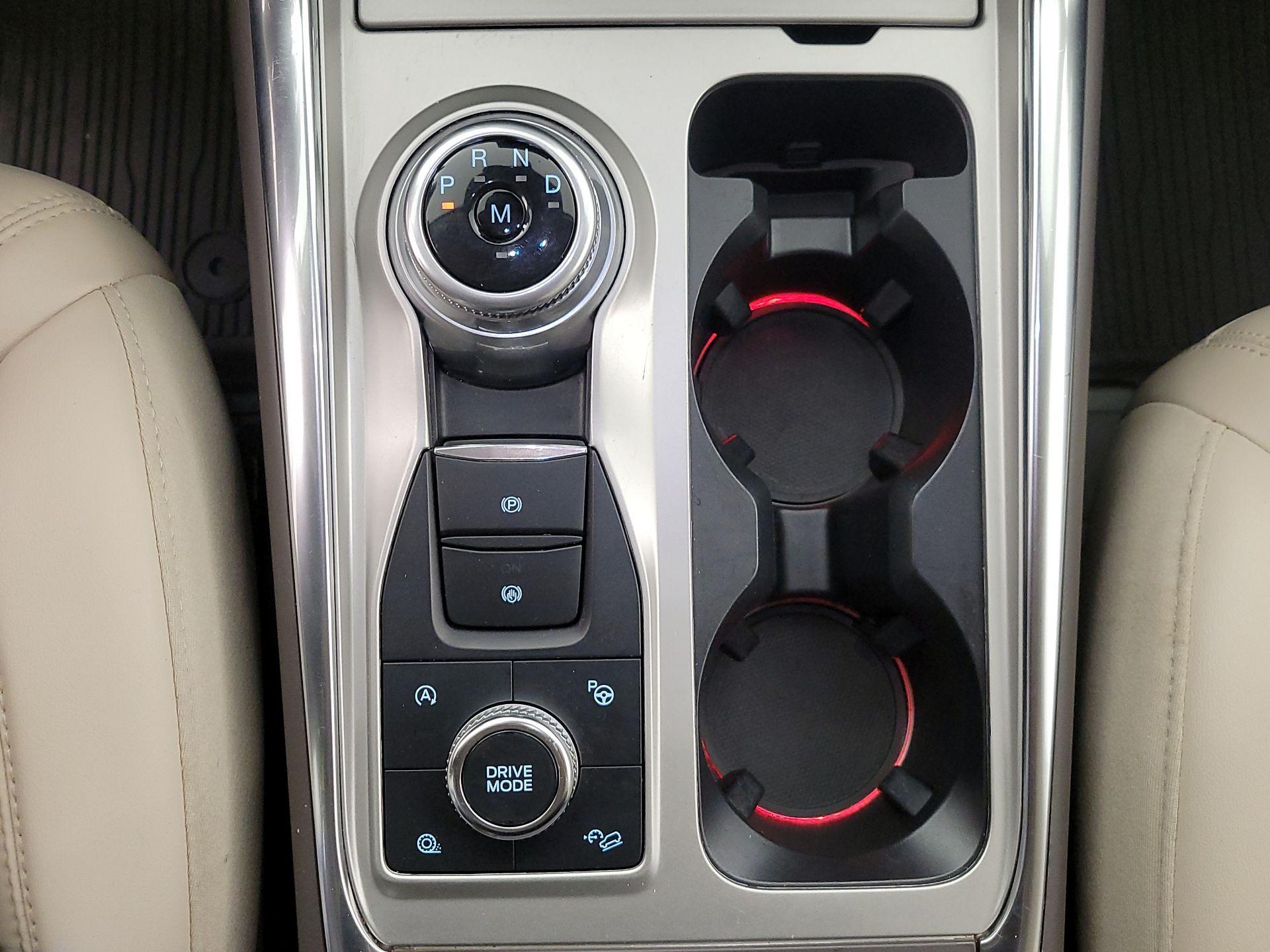 Thumbnail: 2021 Ford Explorer - 18