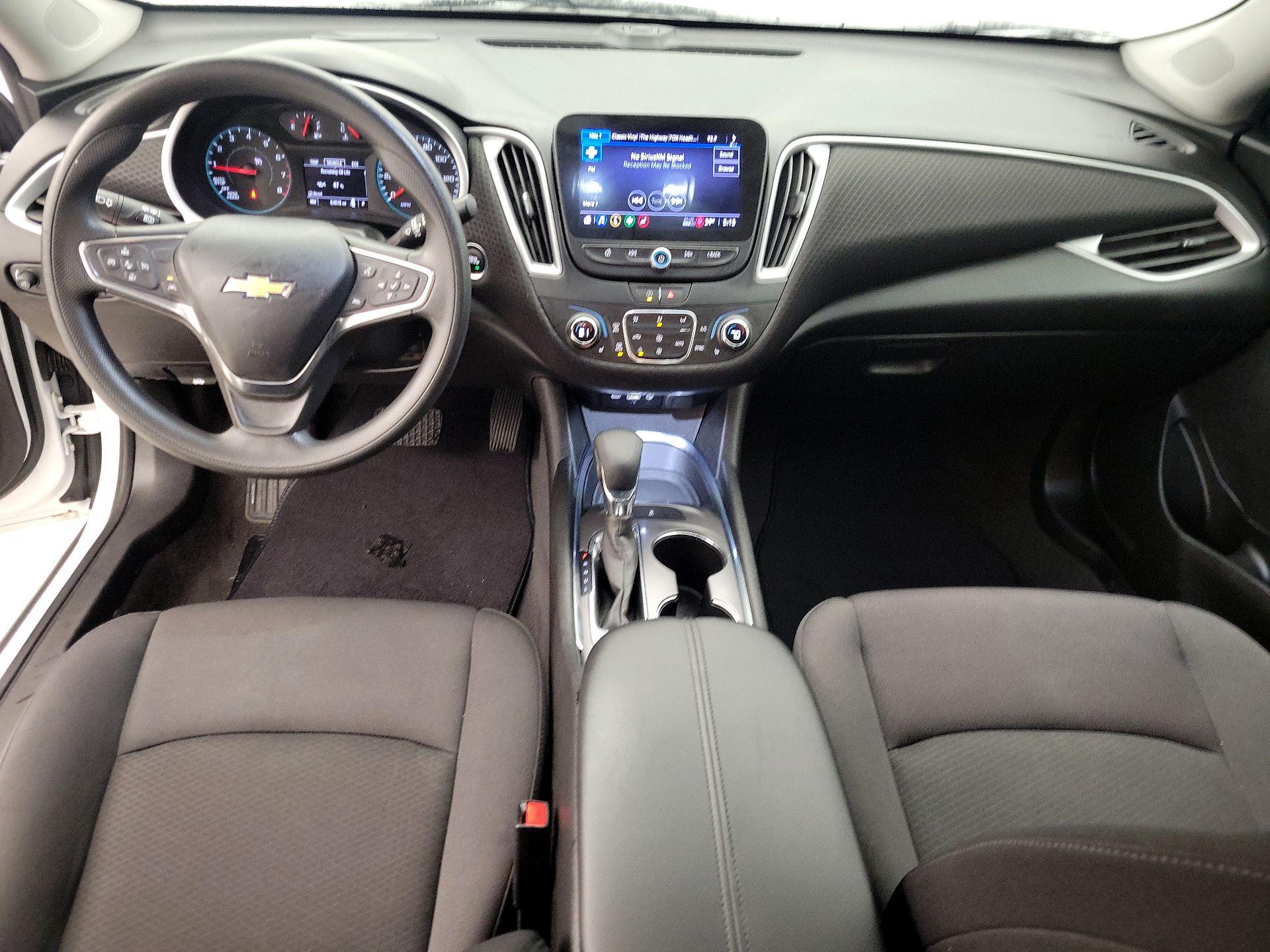 Thumbnail: 2023 Chevrolet Malibu - 9