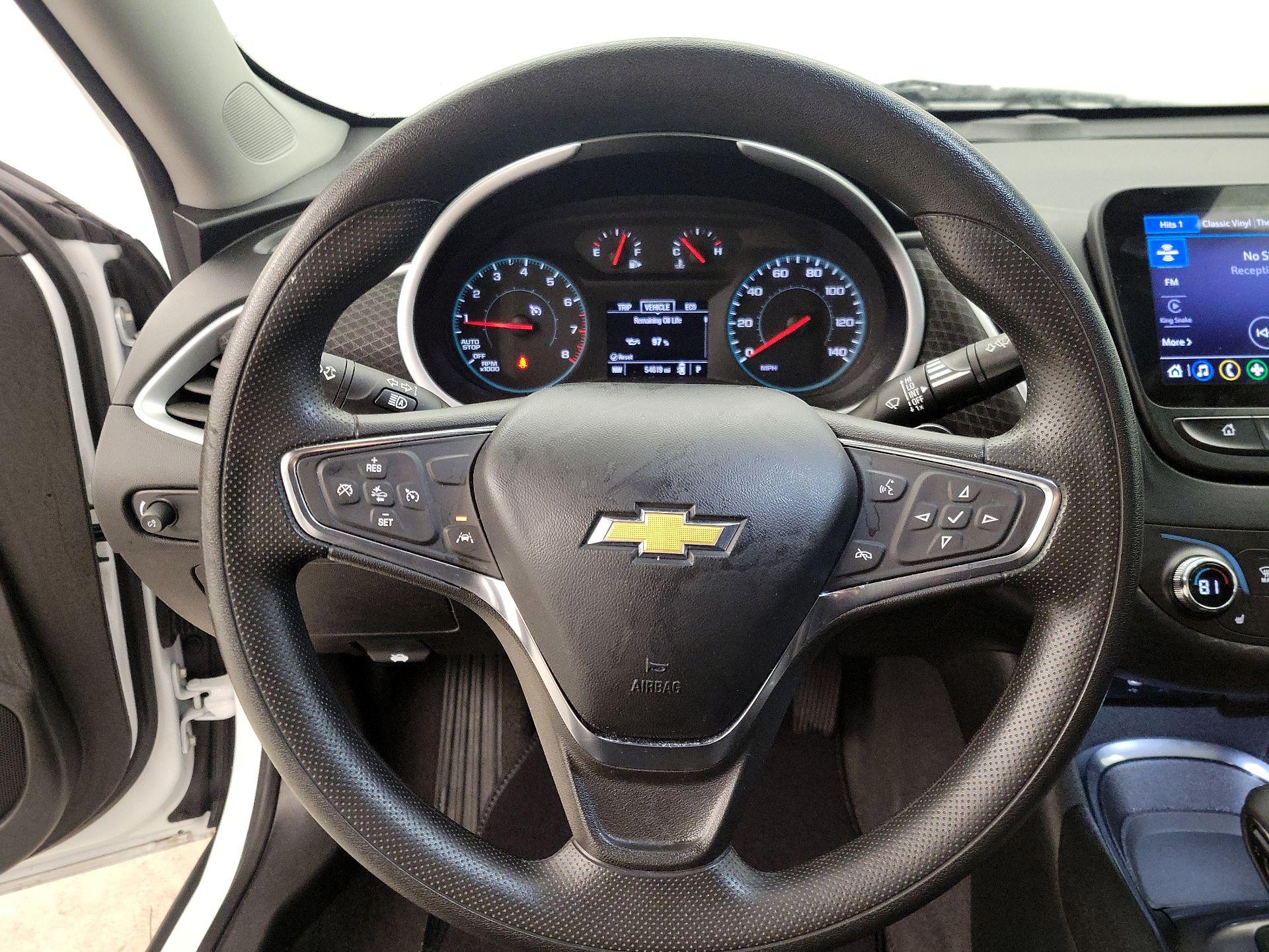 Thumbnail: 2023 Chevrolet Malibu - 10