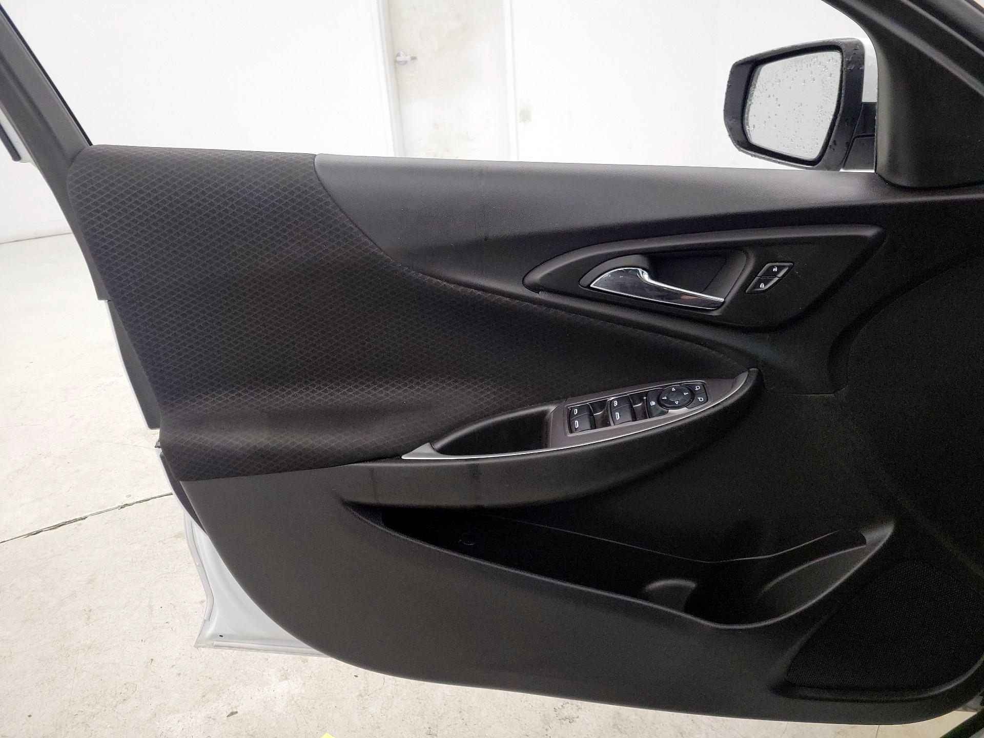 Thumbnail: 2023 Chevrolet Malibu - 12