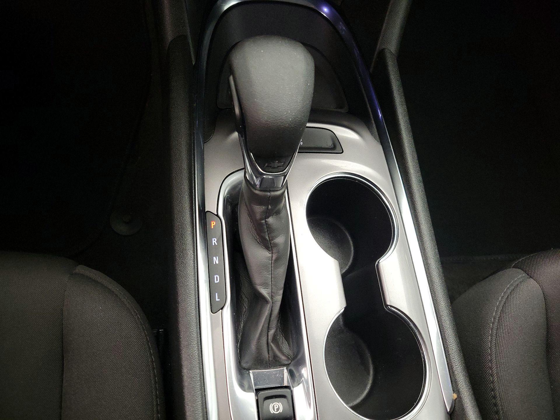 Thumbnail: 2023 Chevrolet Malibu - 17