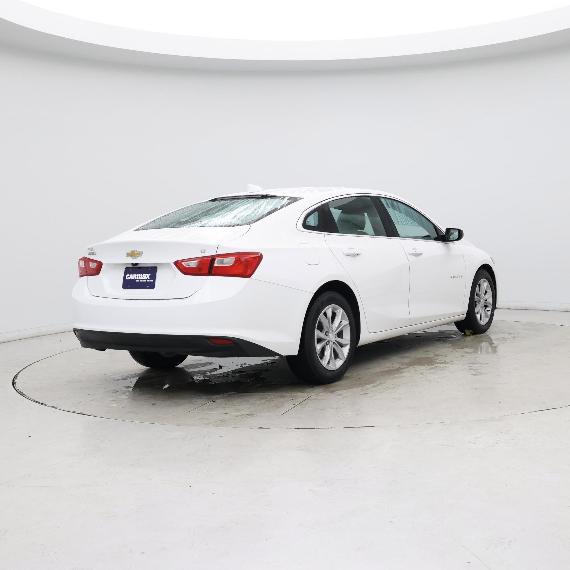 Thumbnail: 2023 Chevrolet Malibu - 8