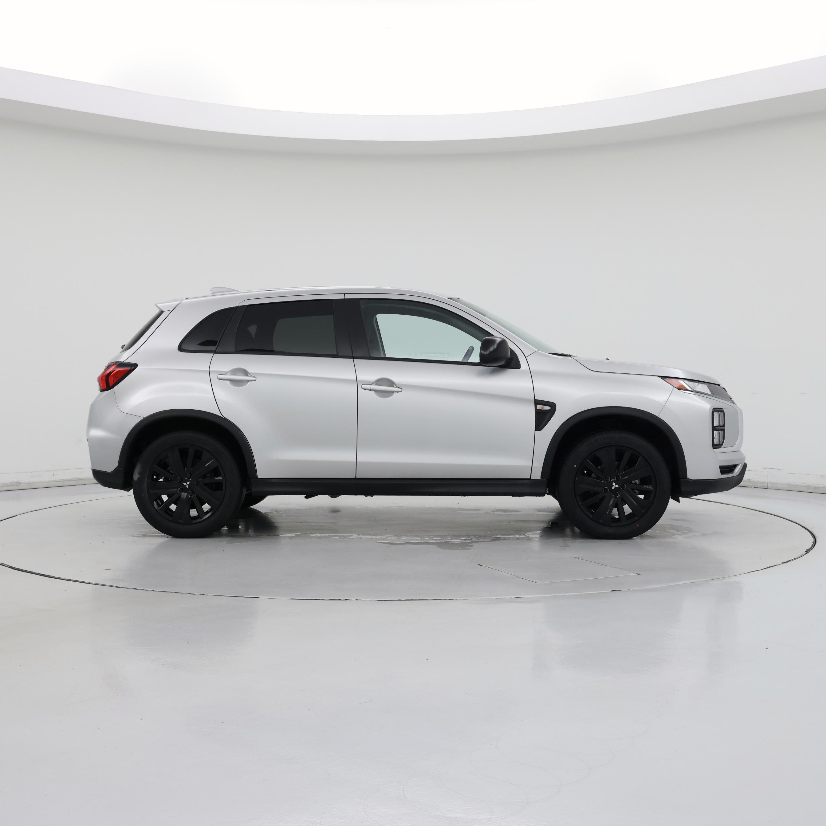 Thumbnail: 2022 Mitsubishi Outlander Sport - 7