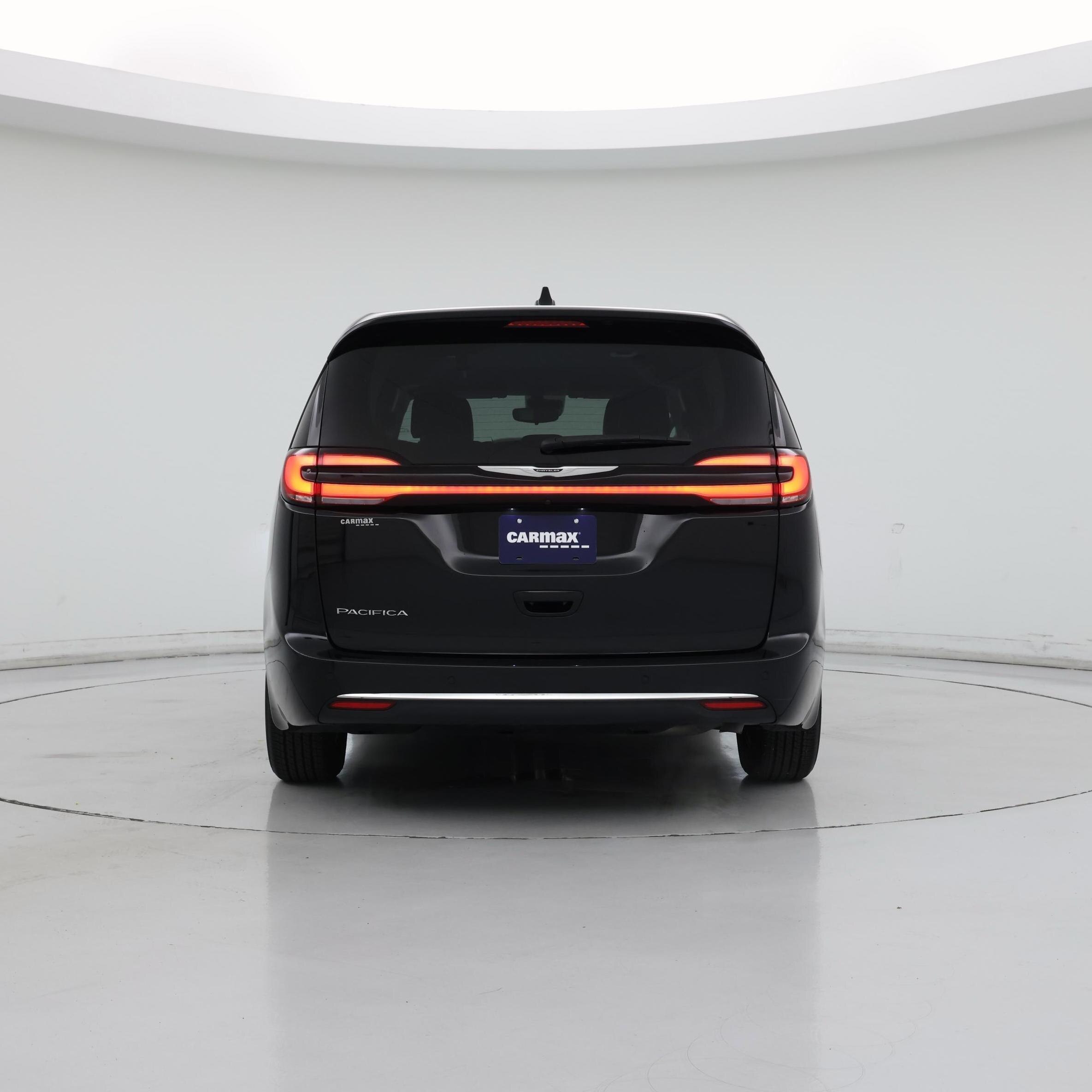 Thumbnail: 2024 Chrysler Pacifica - 6