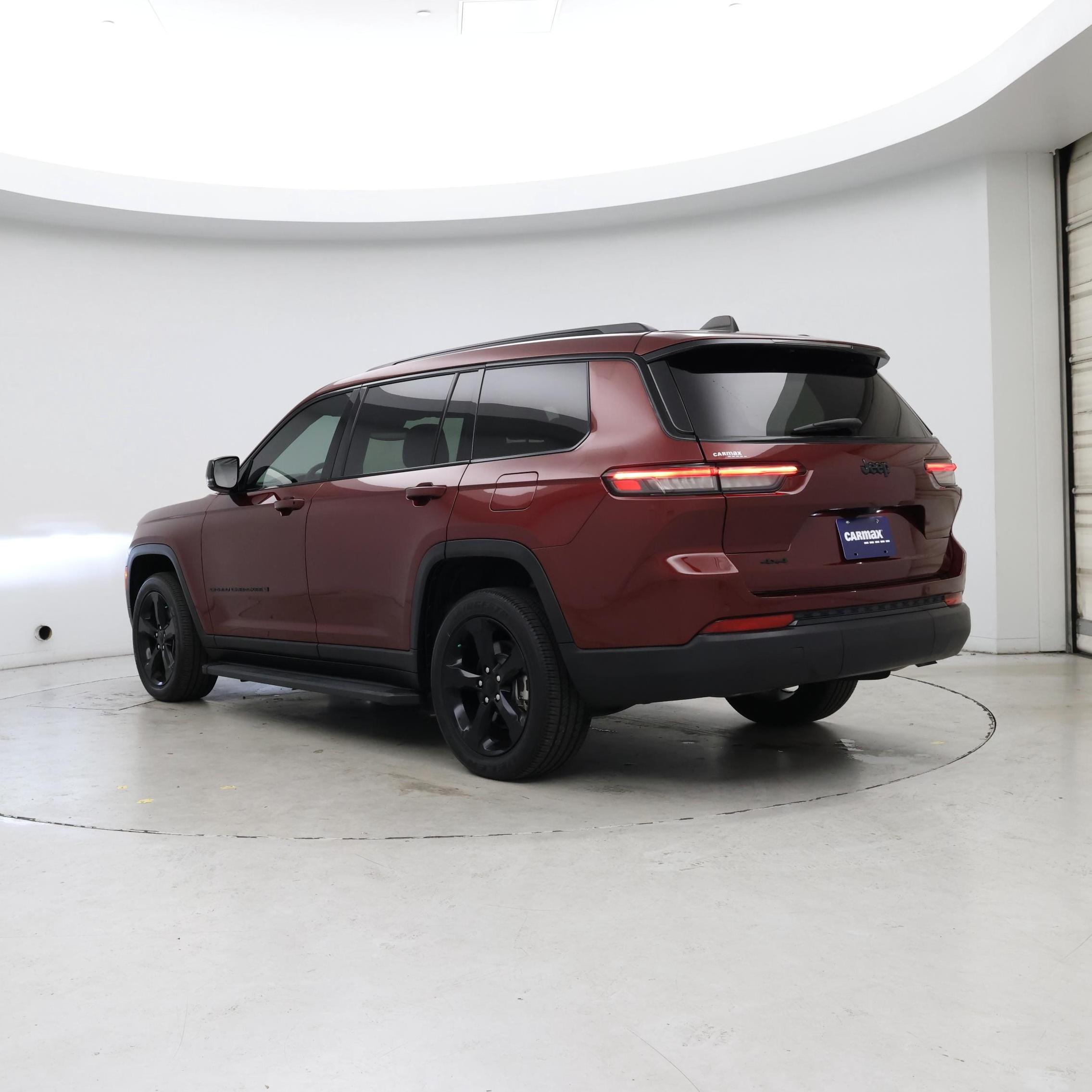 Thumbnail: 2023 Jeep Grand Cherokee L - 2