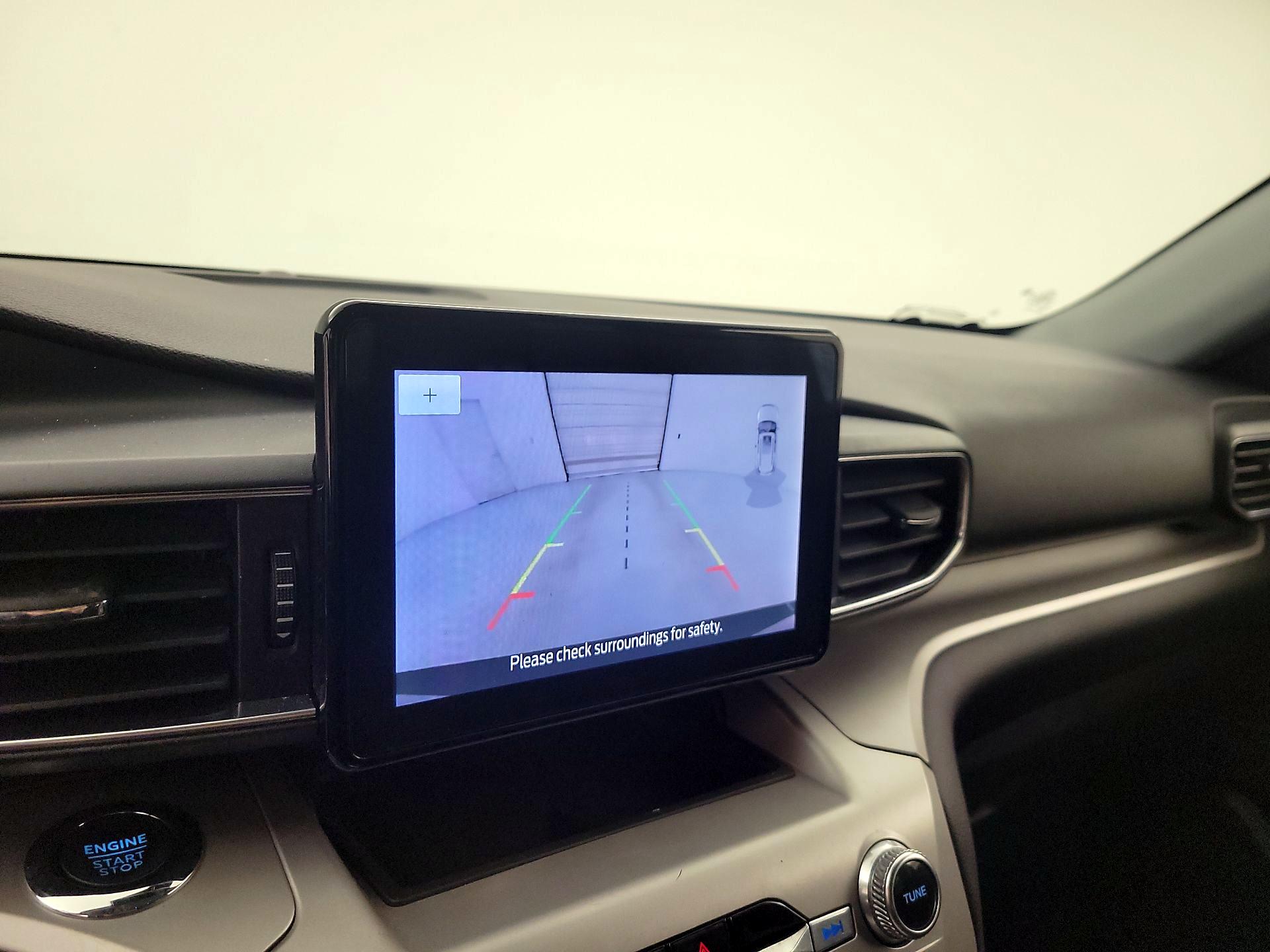 Thumbnail: 2022 Ford Explorer - 15