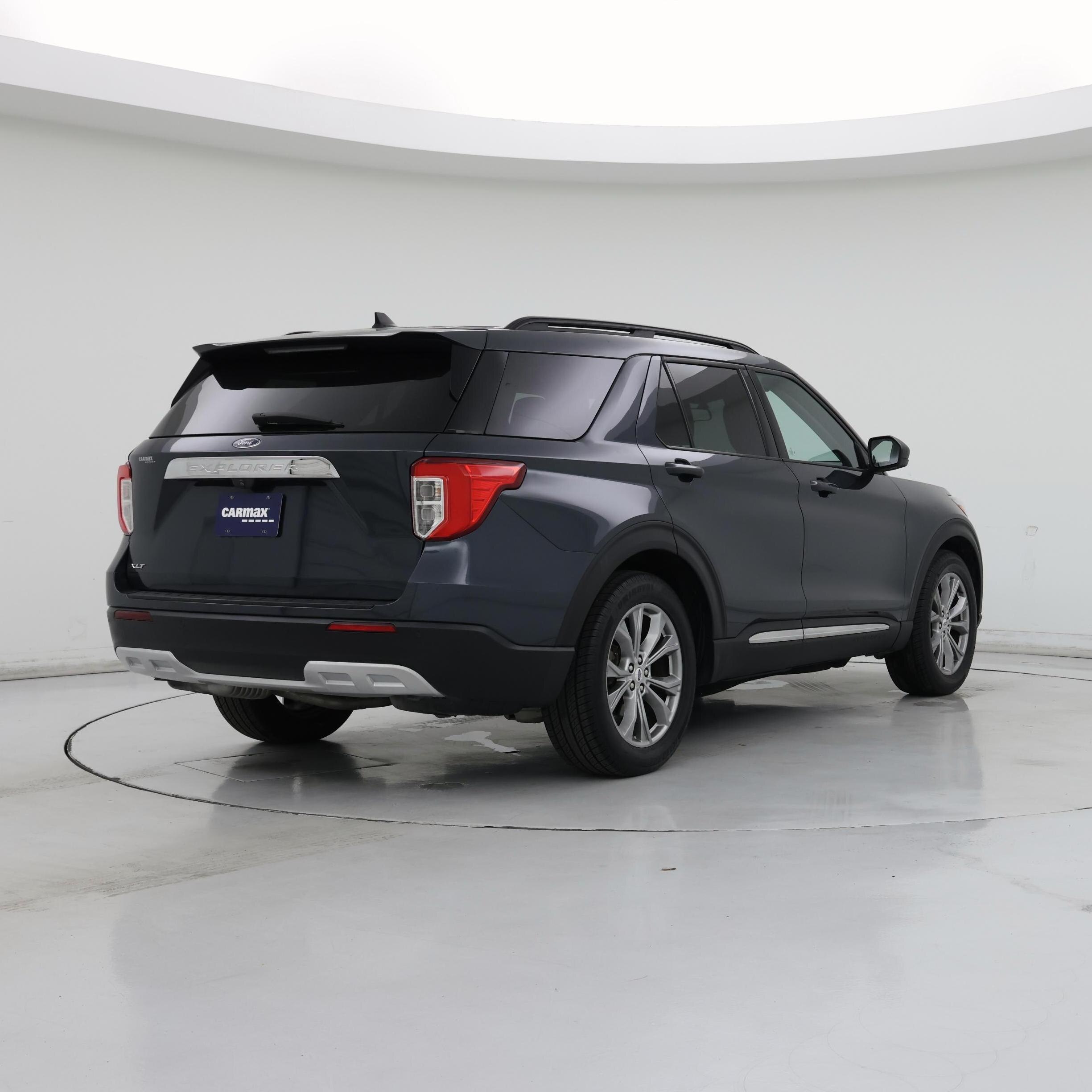 Thumbnail: 2022 Ford Explorer - 8