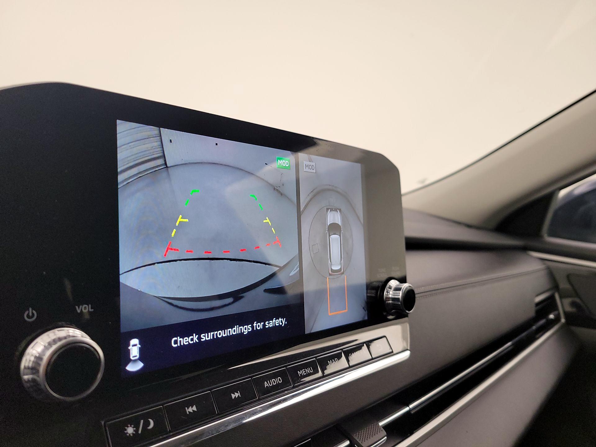 Thumbnail: 2024 Mitsubishi Outlander - 14