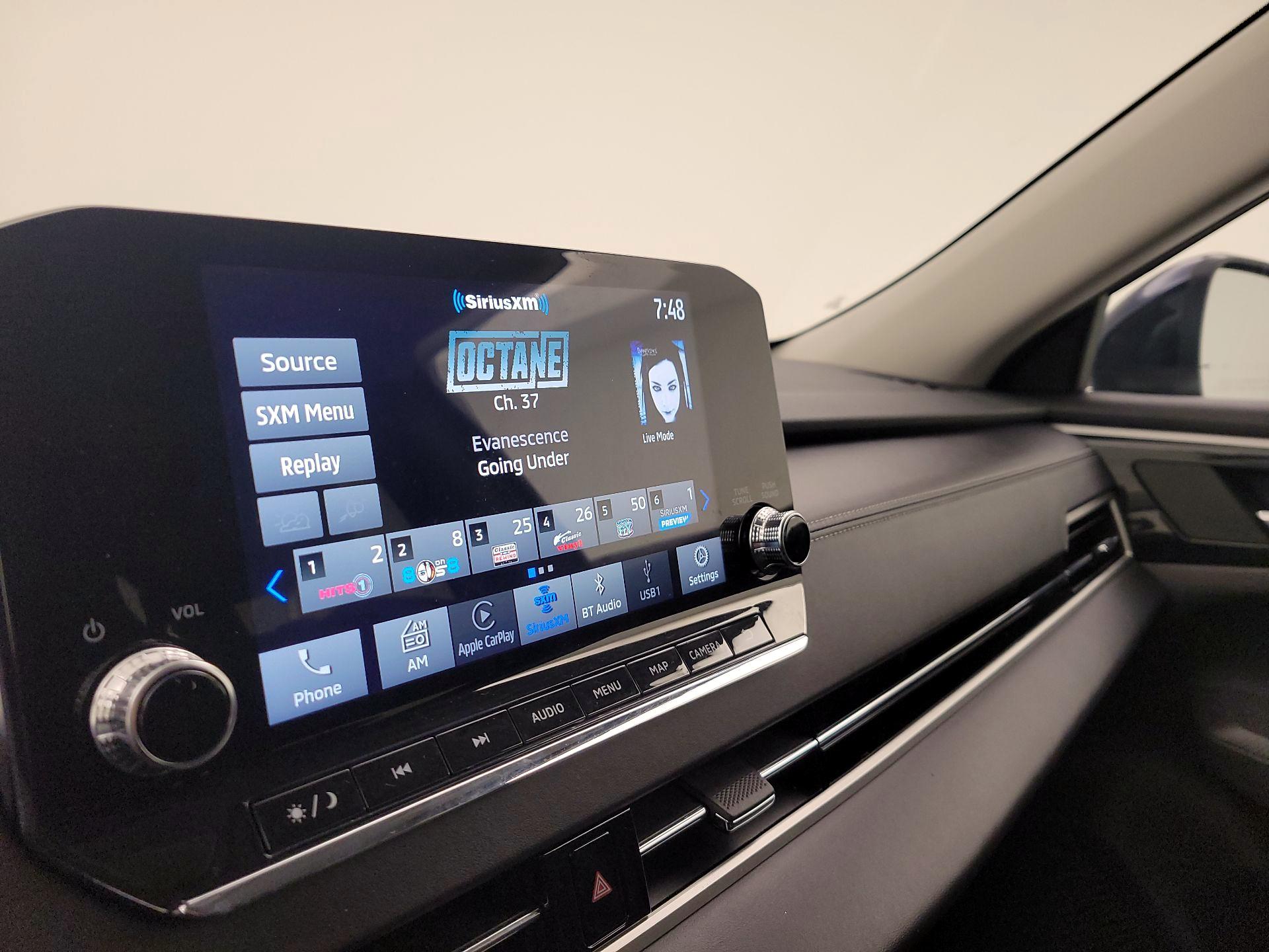 Thumbnail: 2024 Mitsubishi Outlander - 15