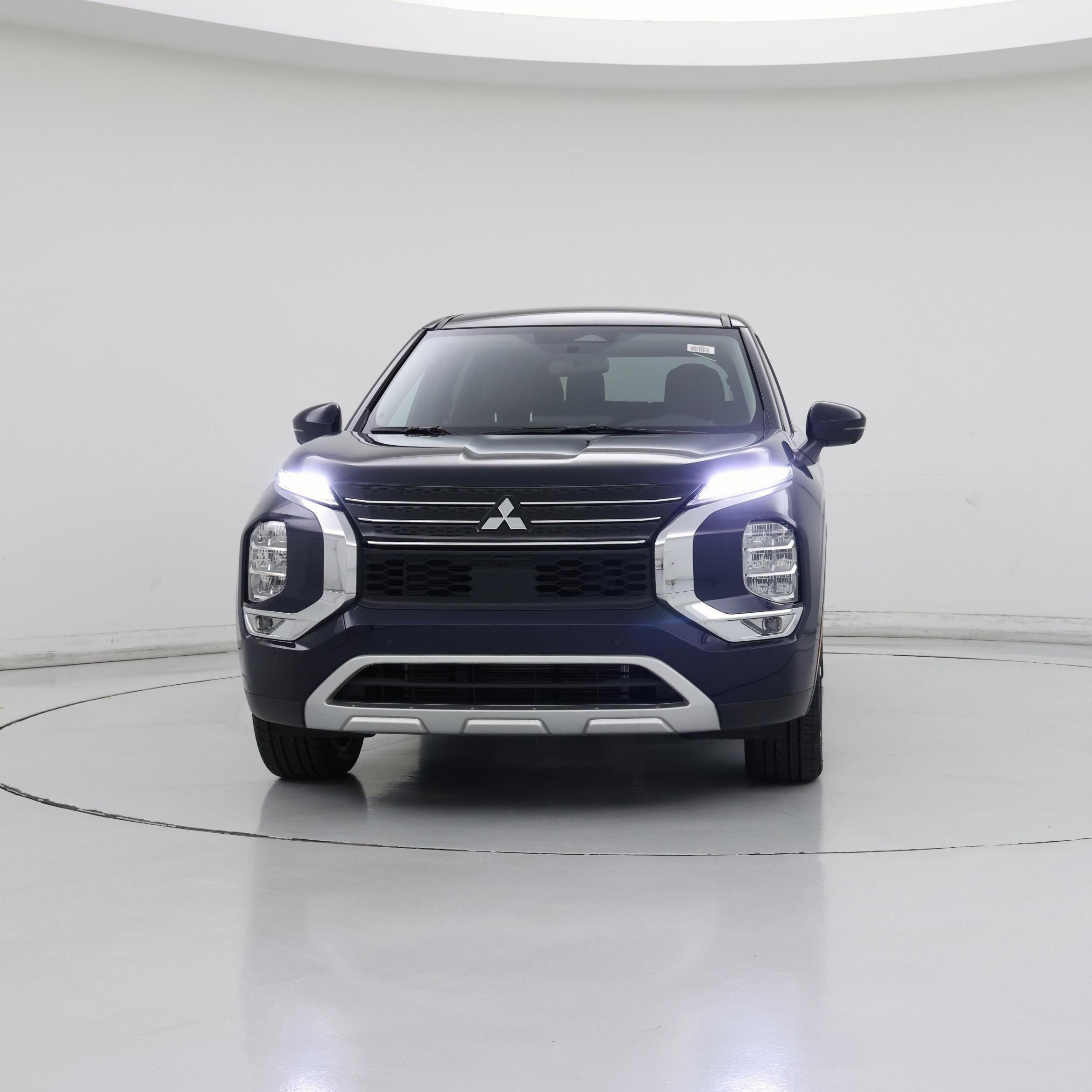 Thumbnail: 2024 Mitsubishi Outlander - 5