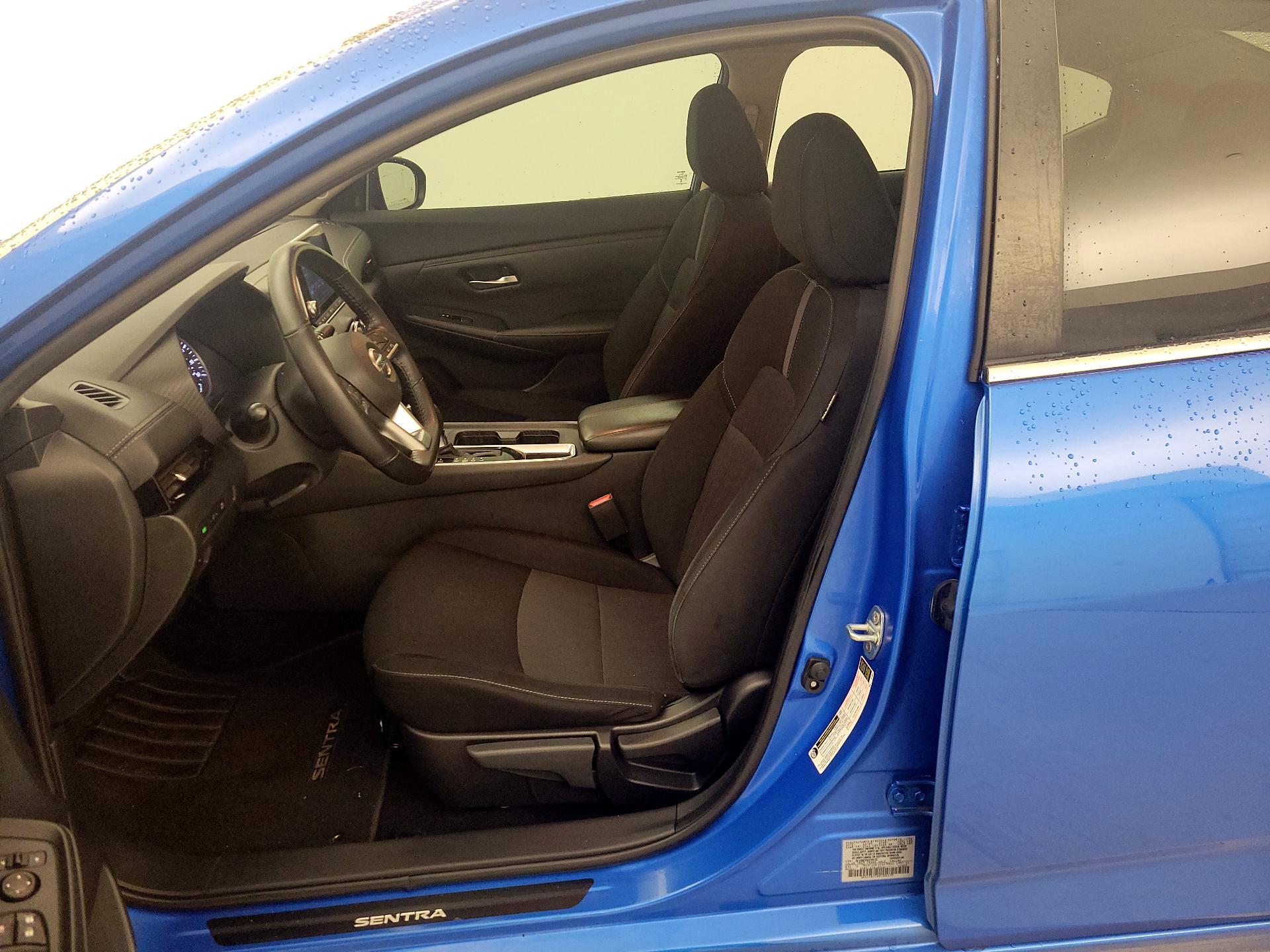 Thumbnail: 2022 Nissan Sentra - 11