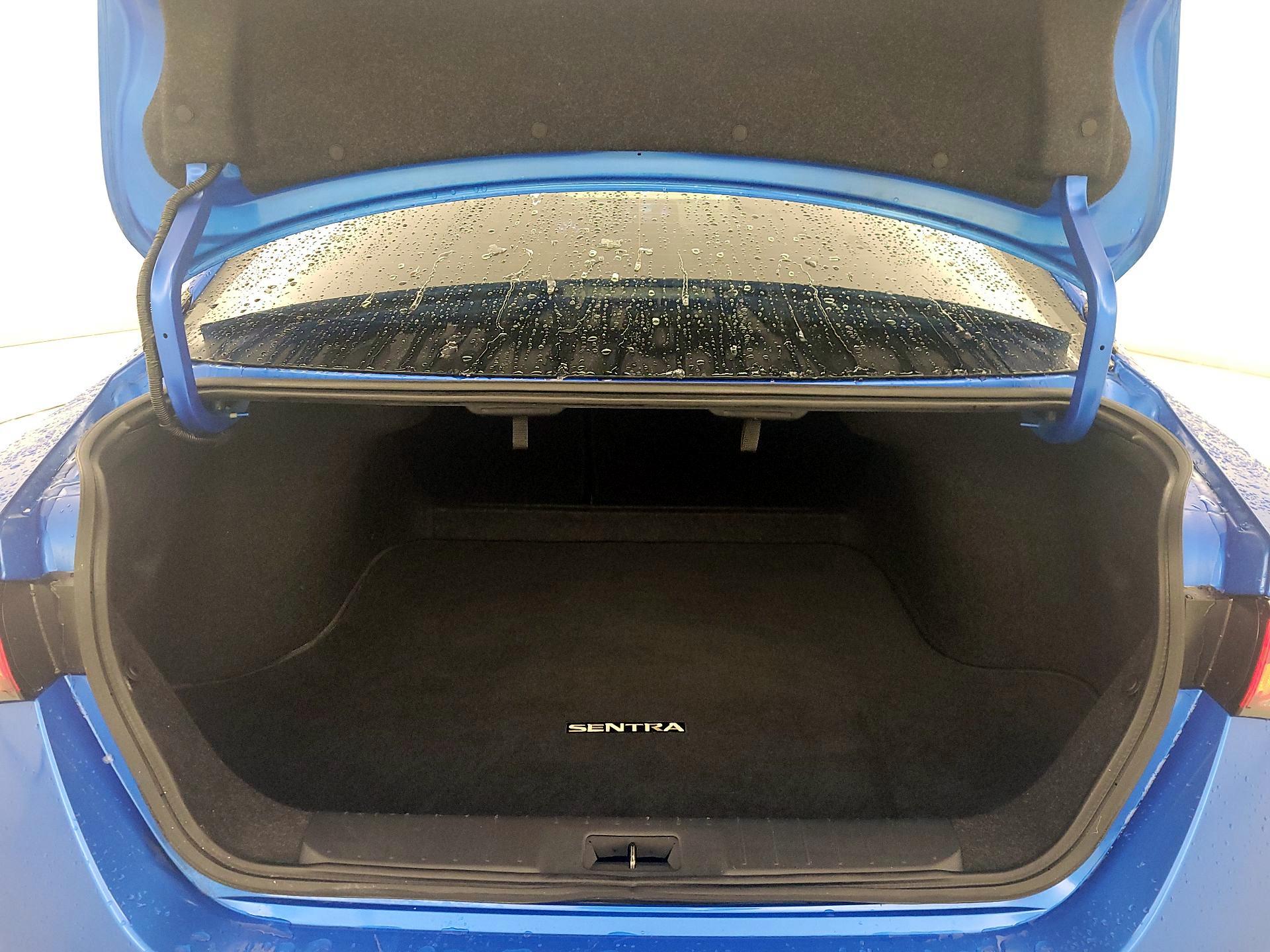 Thumbnail: 2022 Nissan Sentra - 19