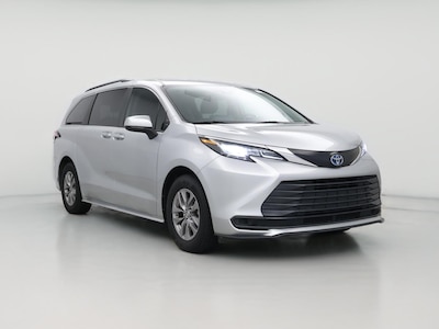 2023 Toyota Sienna Hybrid LE