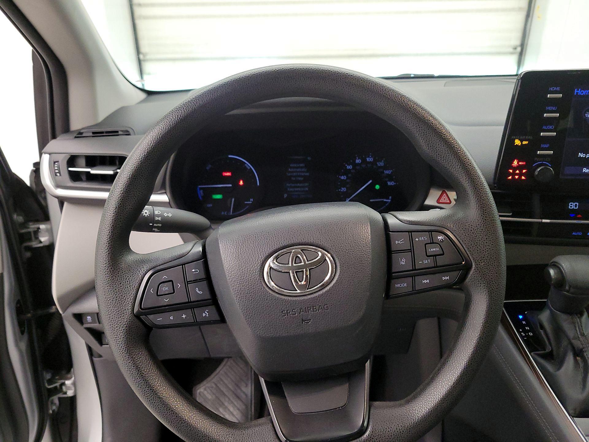 Thumbnail: 2023 Toyota Sienna - 10