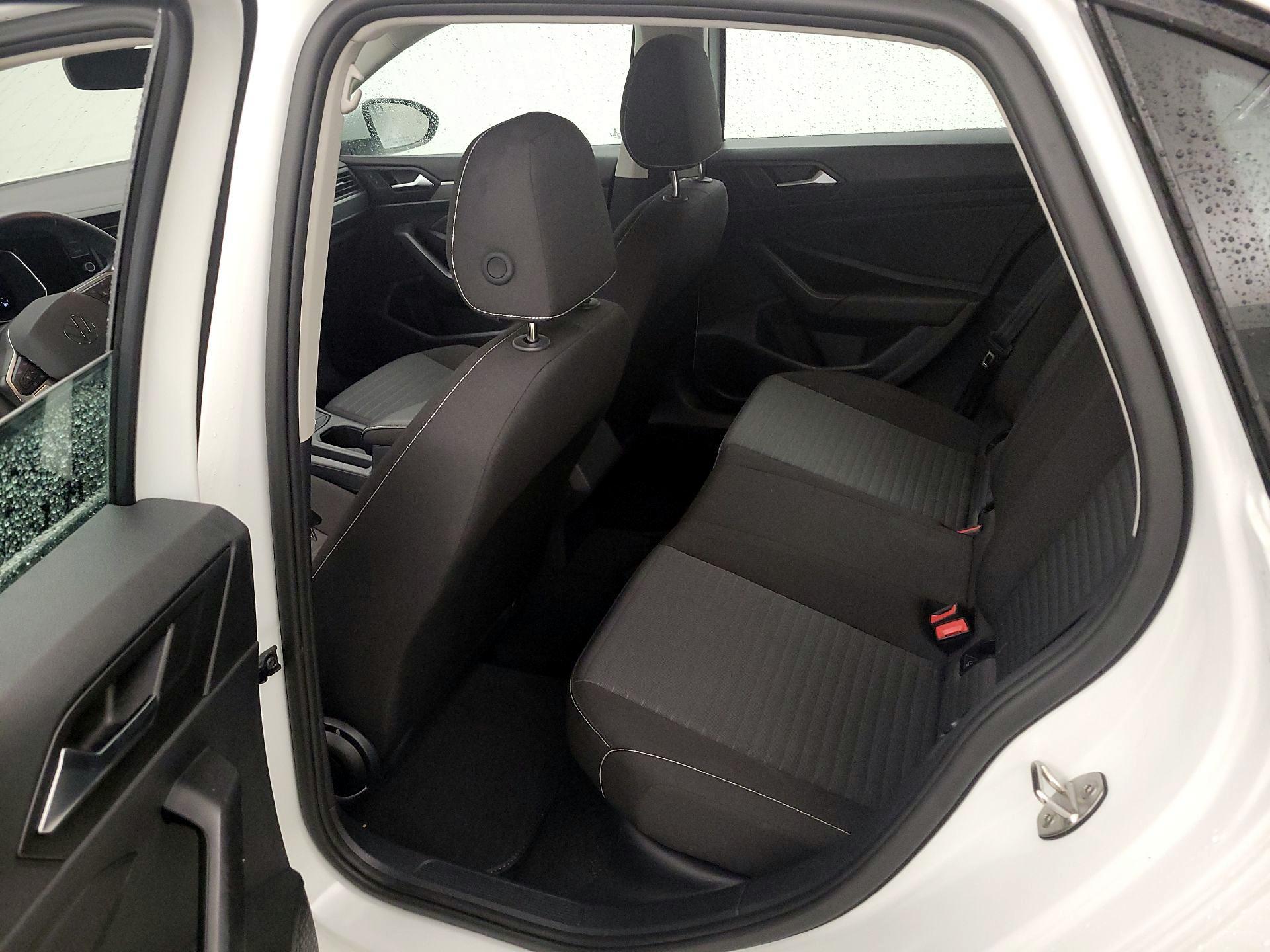 Thumbnail: 2024 Volkswagen Jetta - 19