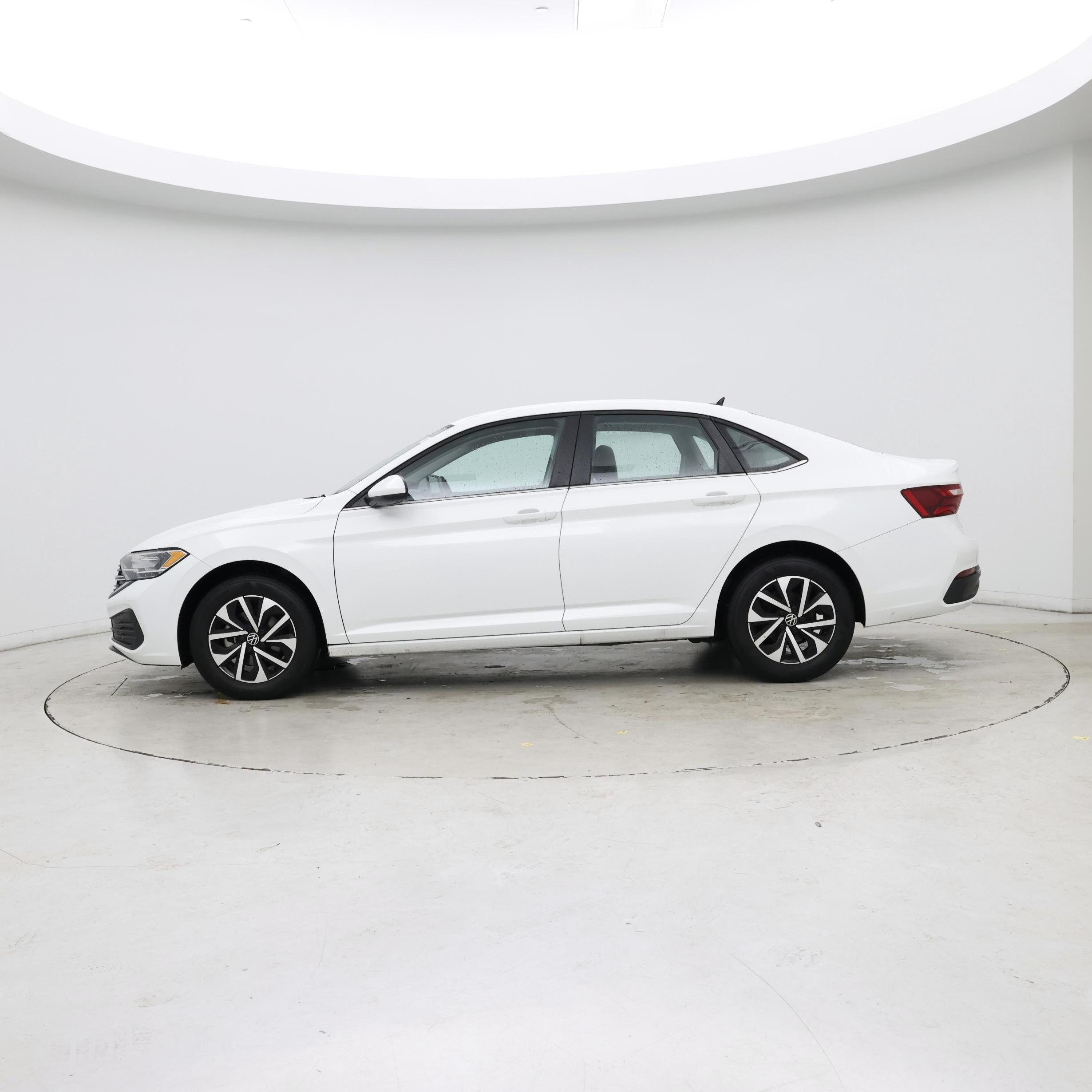 Thumbnail: 2024 Volkswagen Jetta - 3