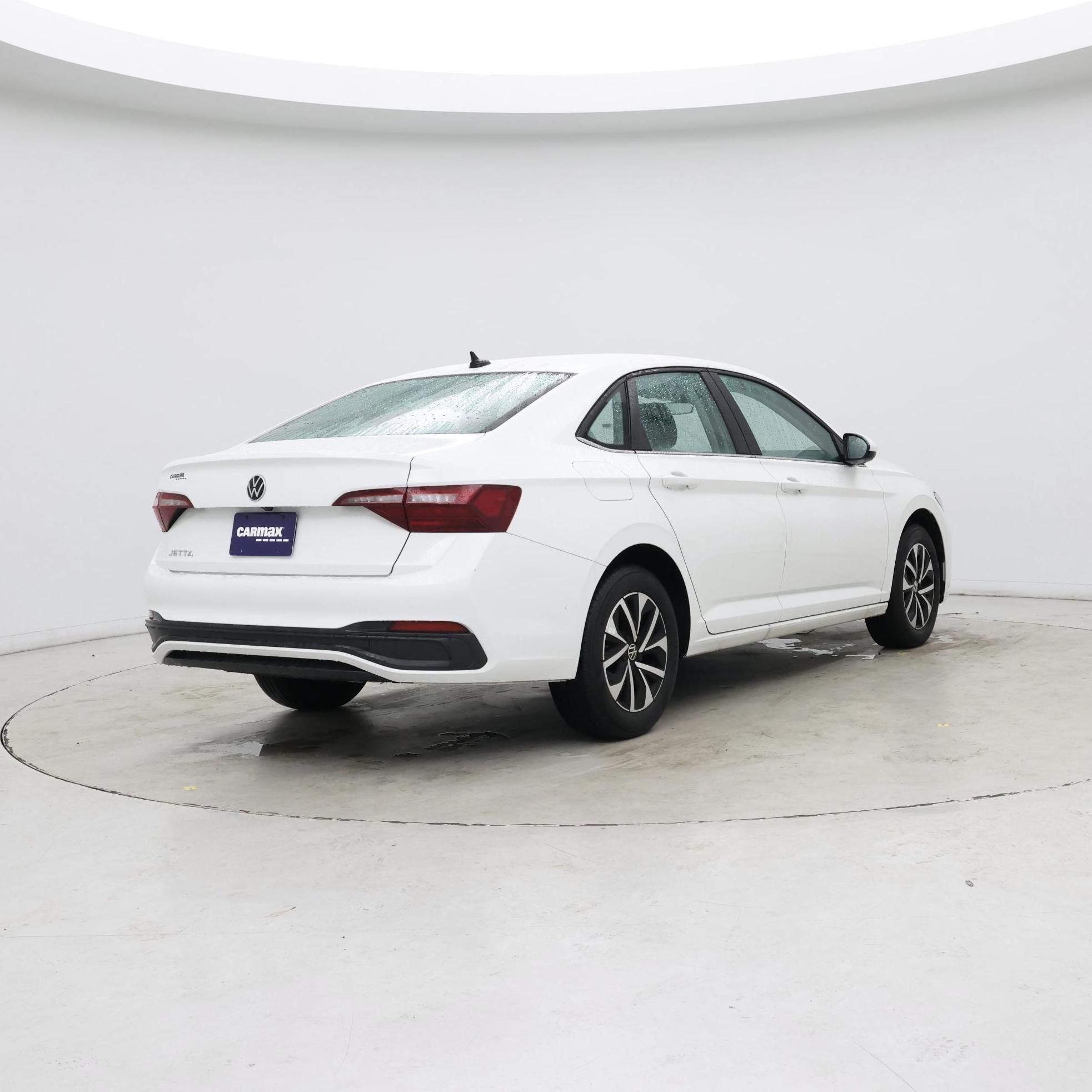 Thumbnail: 2024 Volkswagen Jetta - 8