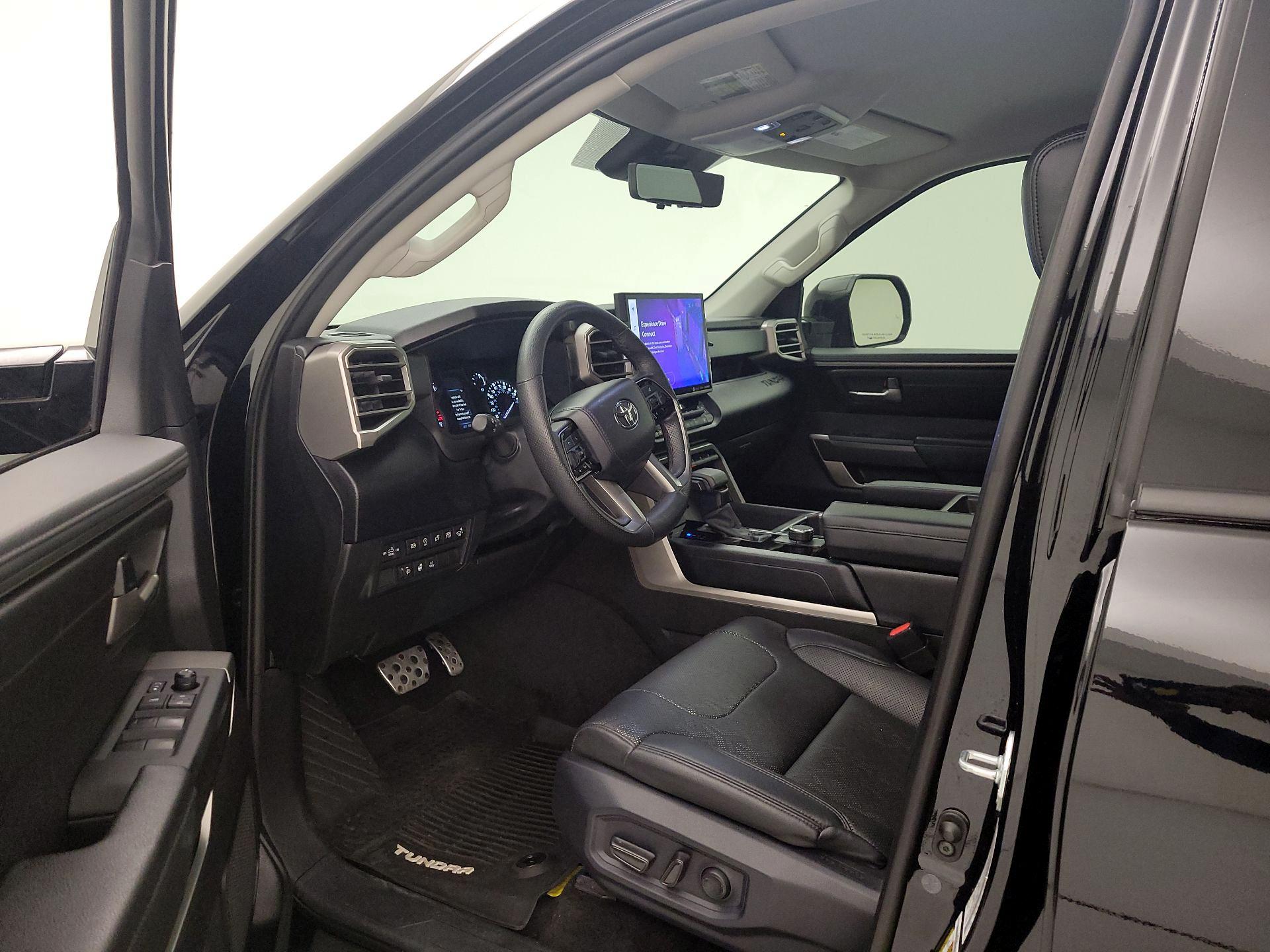 Thumbnail: 2022 Toyota Tundra - 11