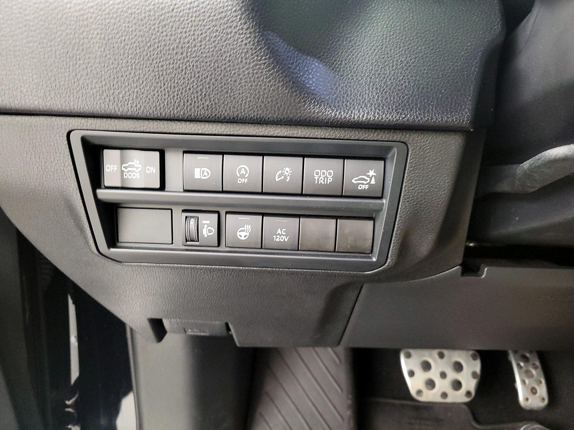 Thumbnail: 2022 Toyota Tundra - 13