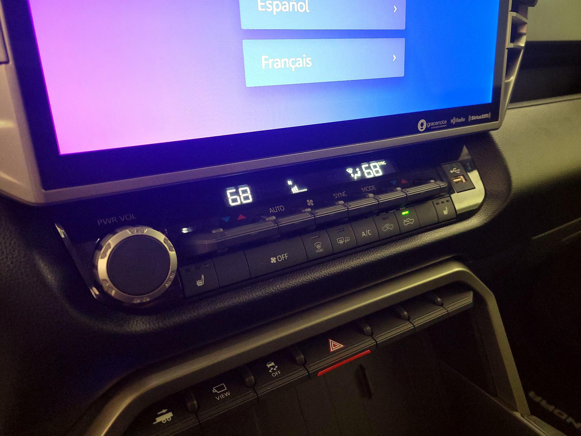 Thumbnail: 2022 Toyota Tundra - 17