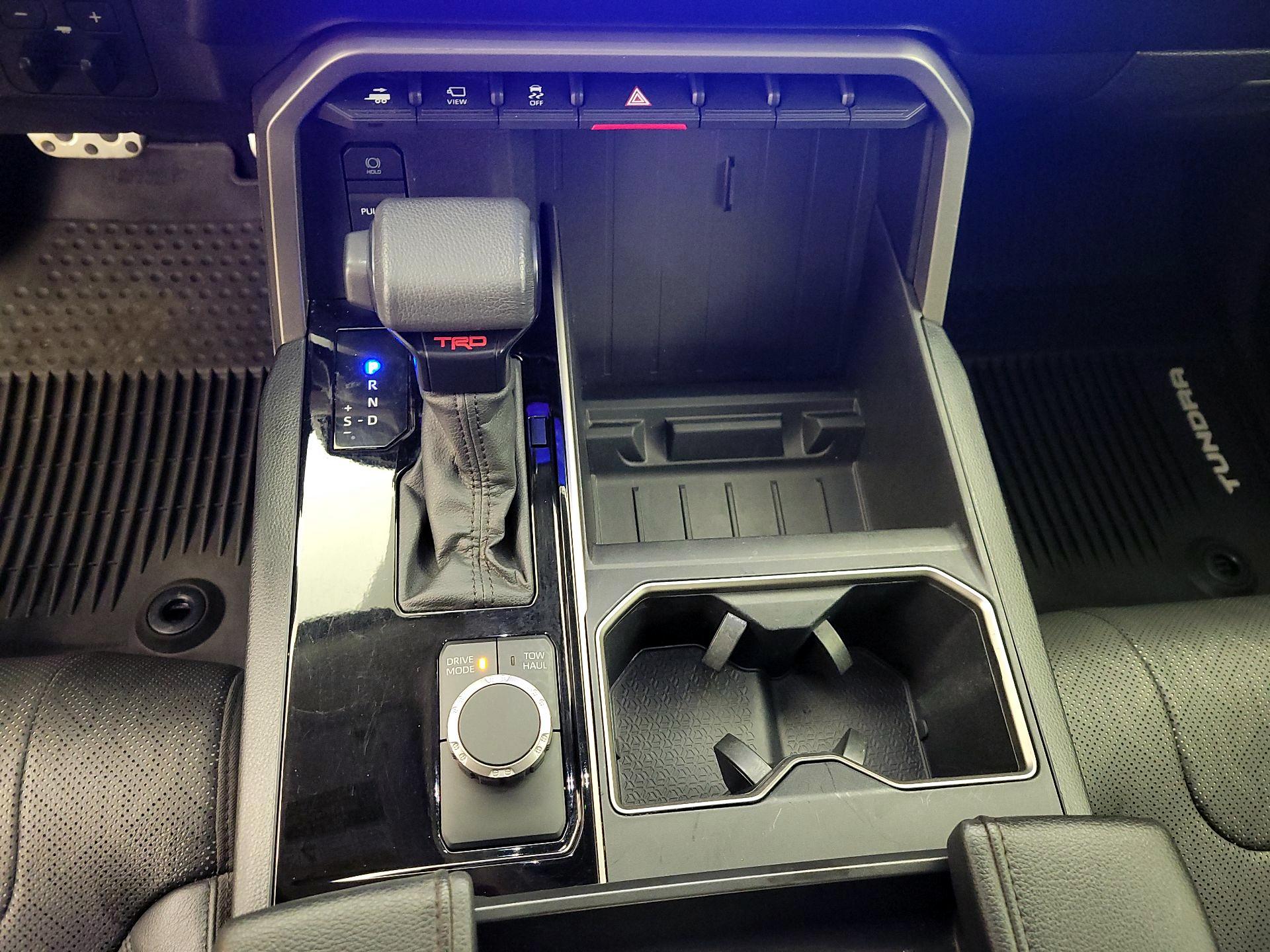 Thumbnail: 2022 Toyota Tundra - 18