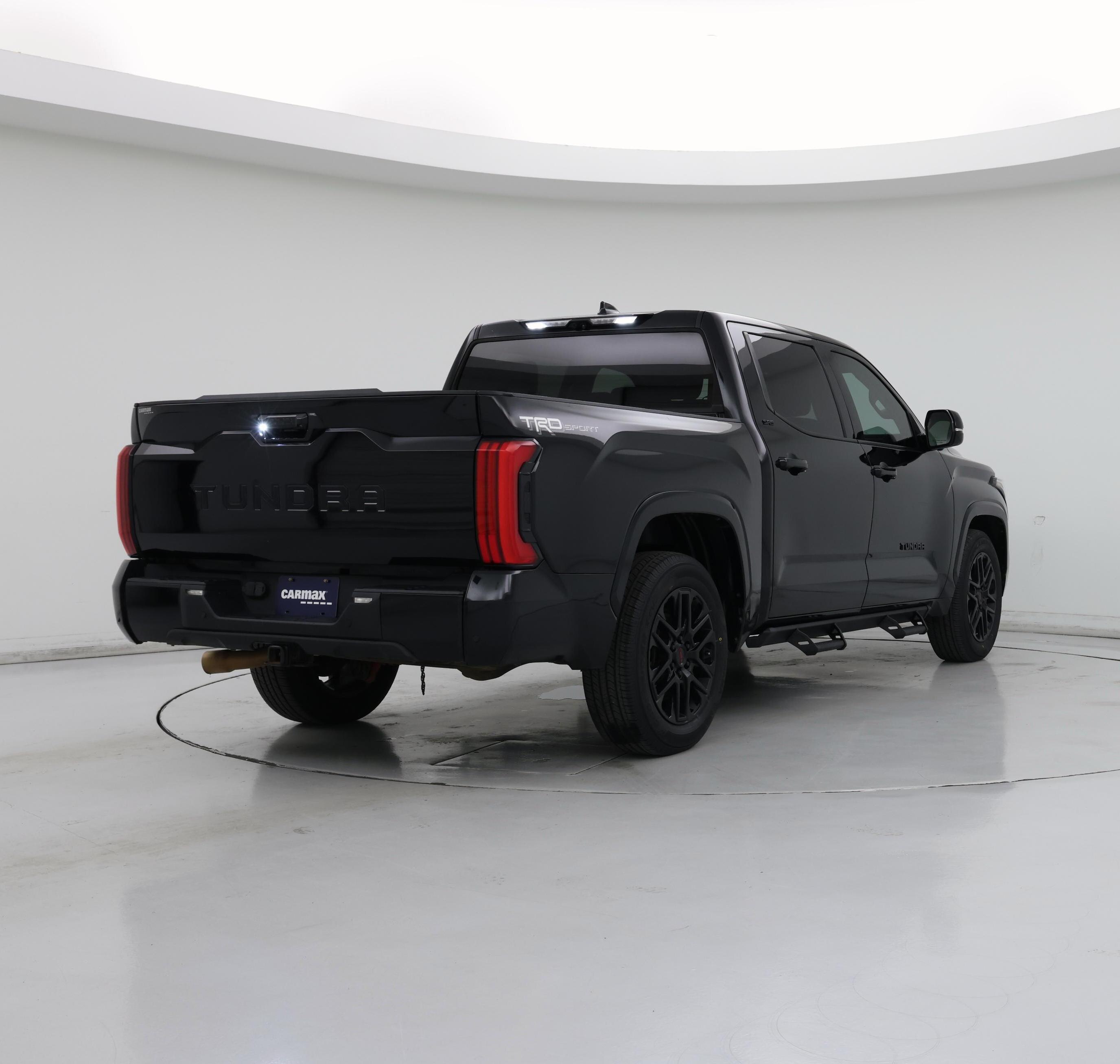 Thumbnail: 2022 Toyota Tundra - 8