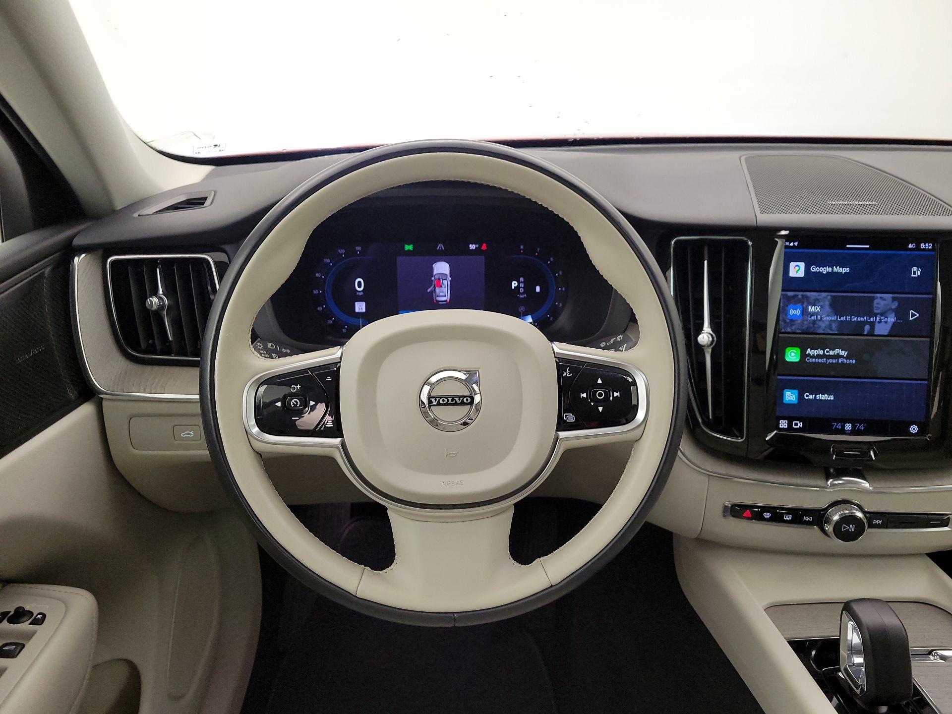 Thumbnail: 2023 Volvo XC60 - 10